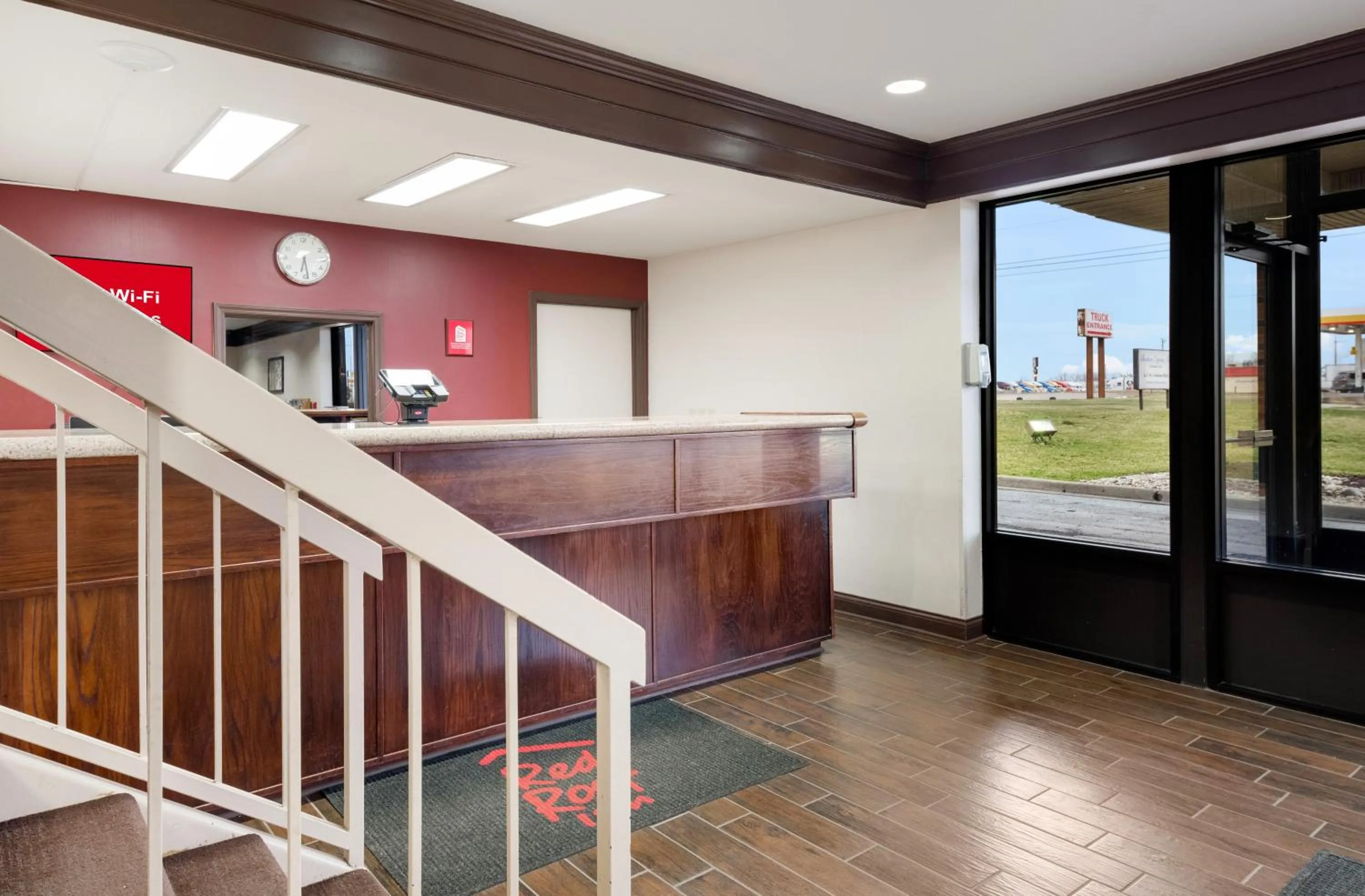 Lobby or reception in Red Roof Inn Fort Wayne