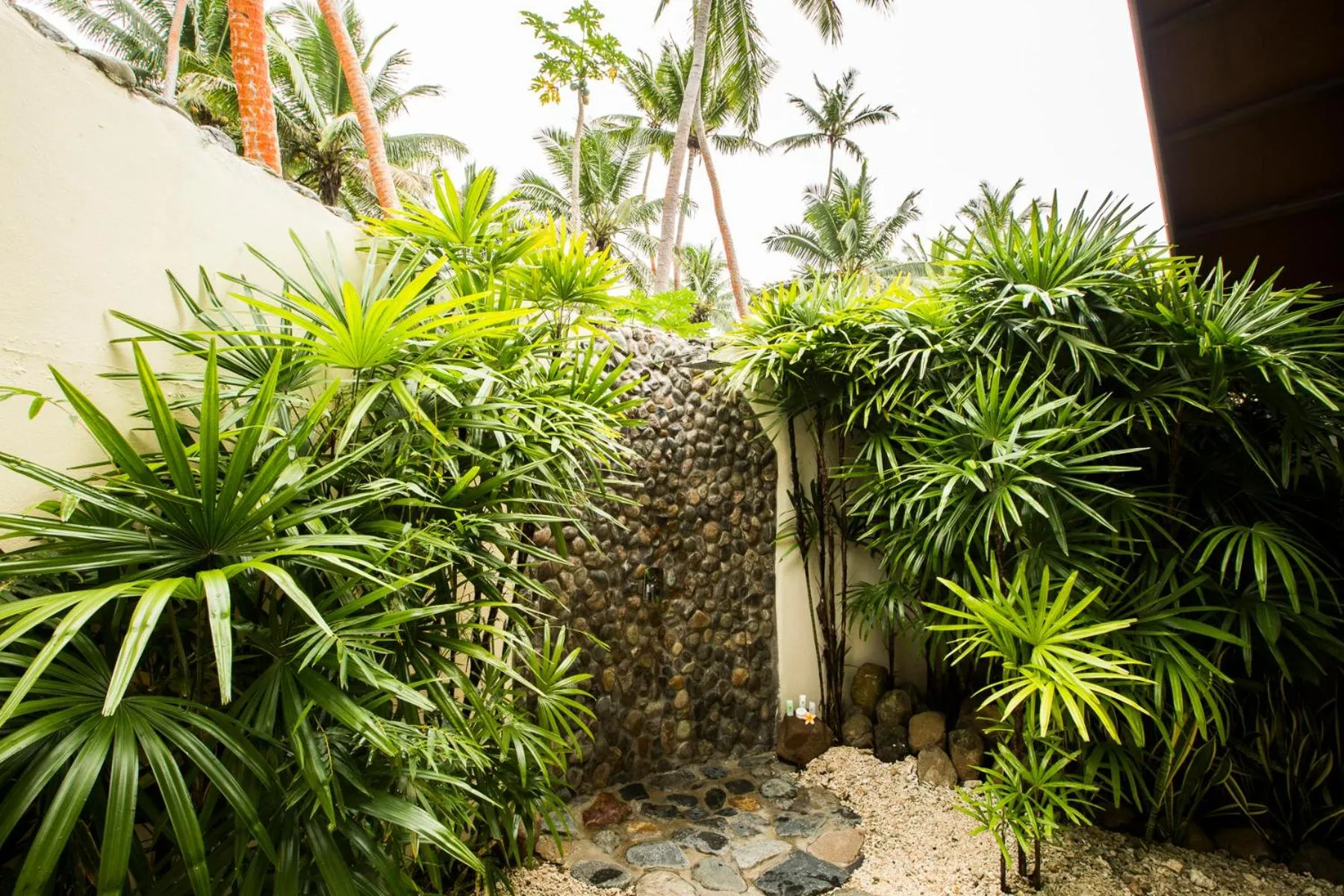 Tambua Sands Beach Resort