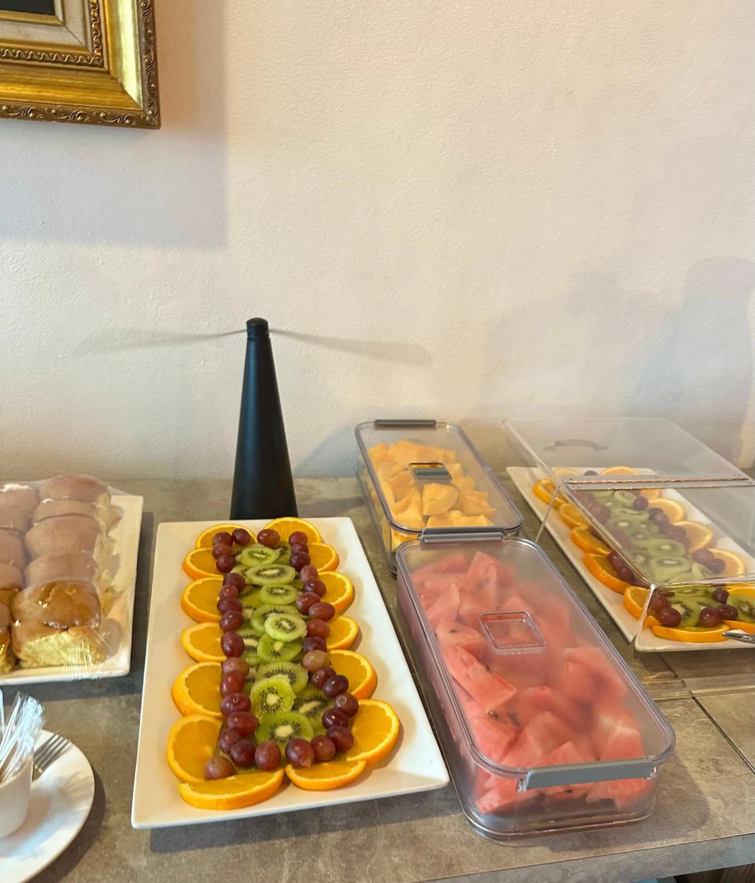 Breakfast in Little Italy Hotel