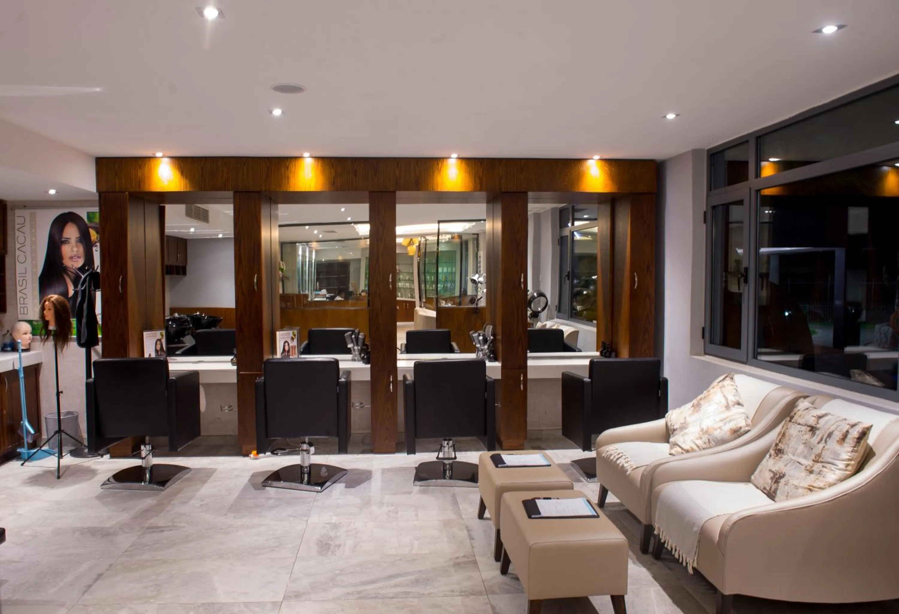 On-site shops in The Francis Hotel