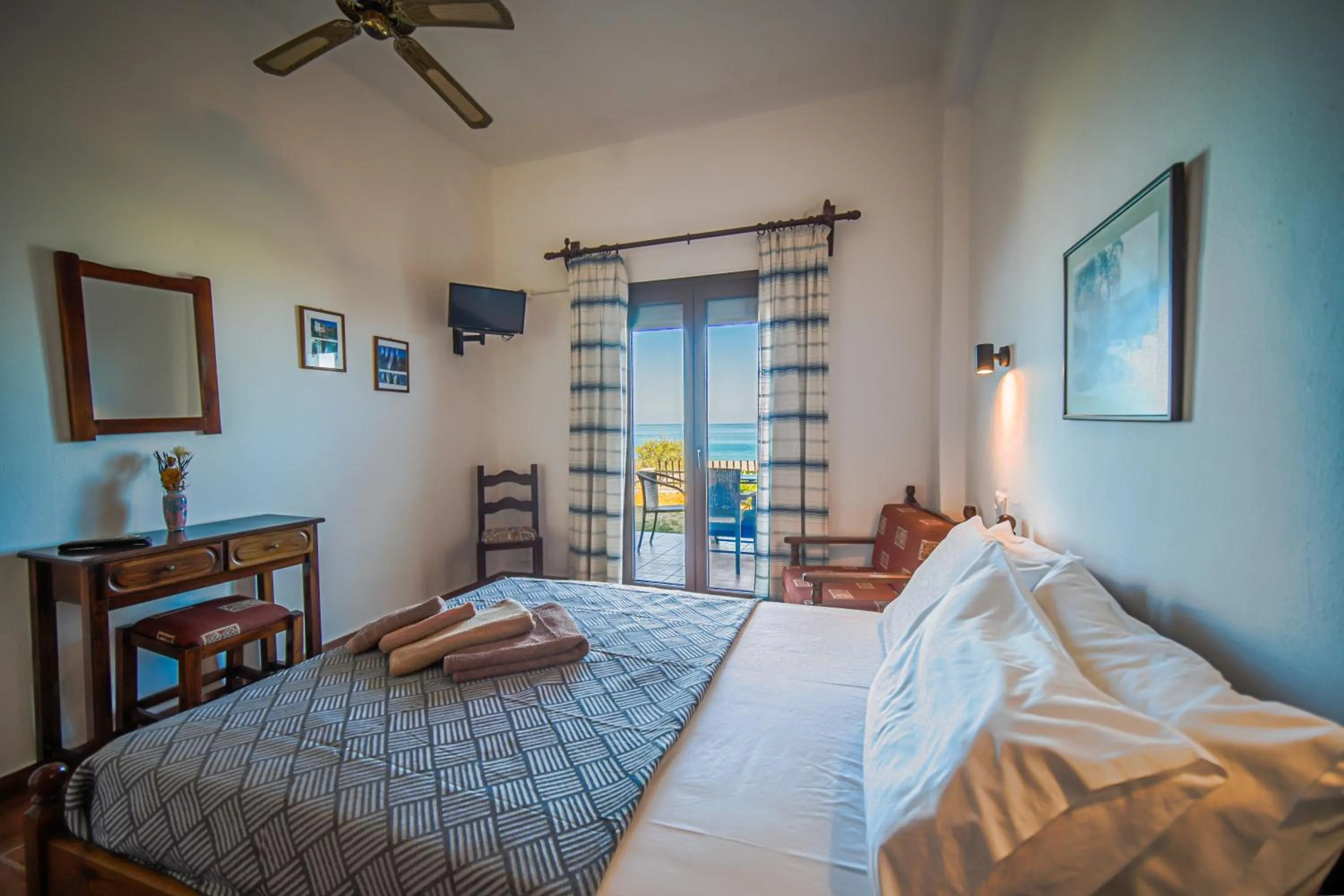 Bed in Hotel Hagiati