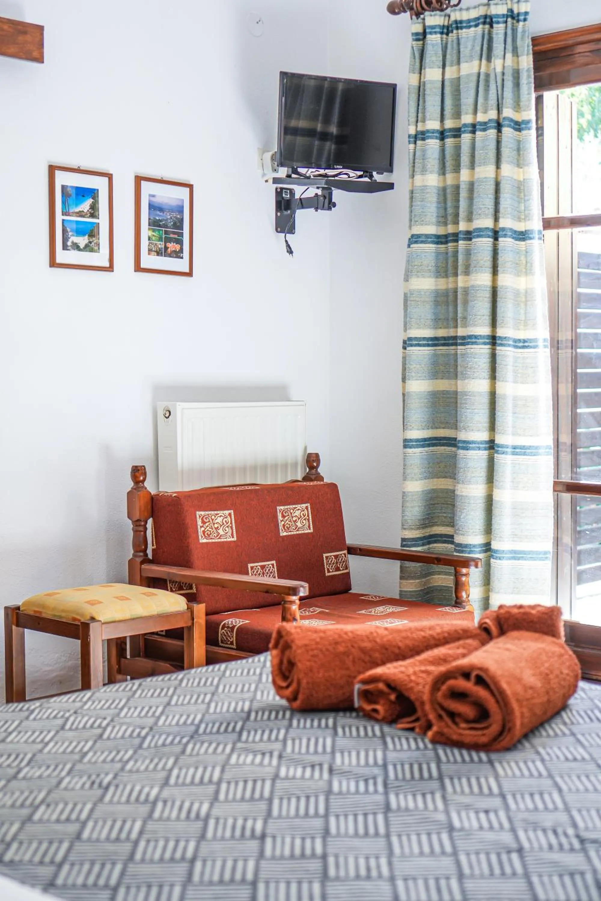 Bed in Hotel Hagiati