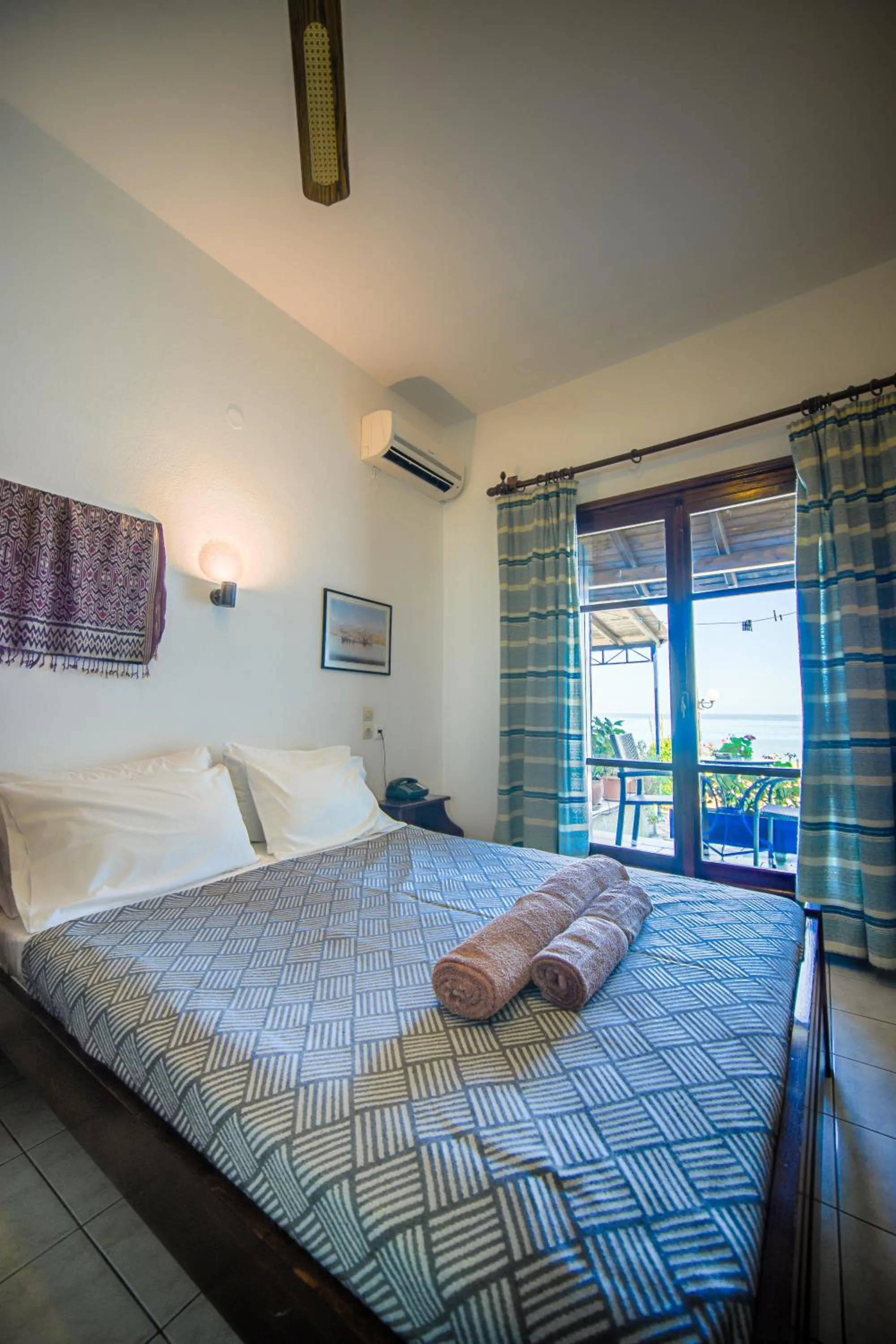 Bed in Hotel Hagiati