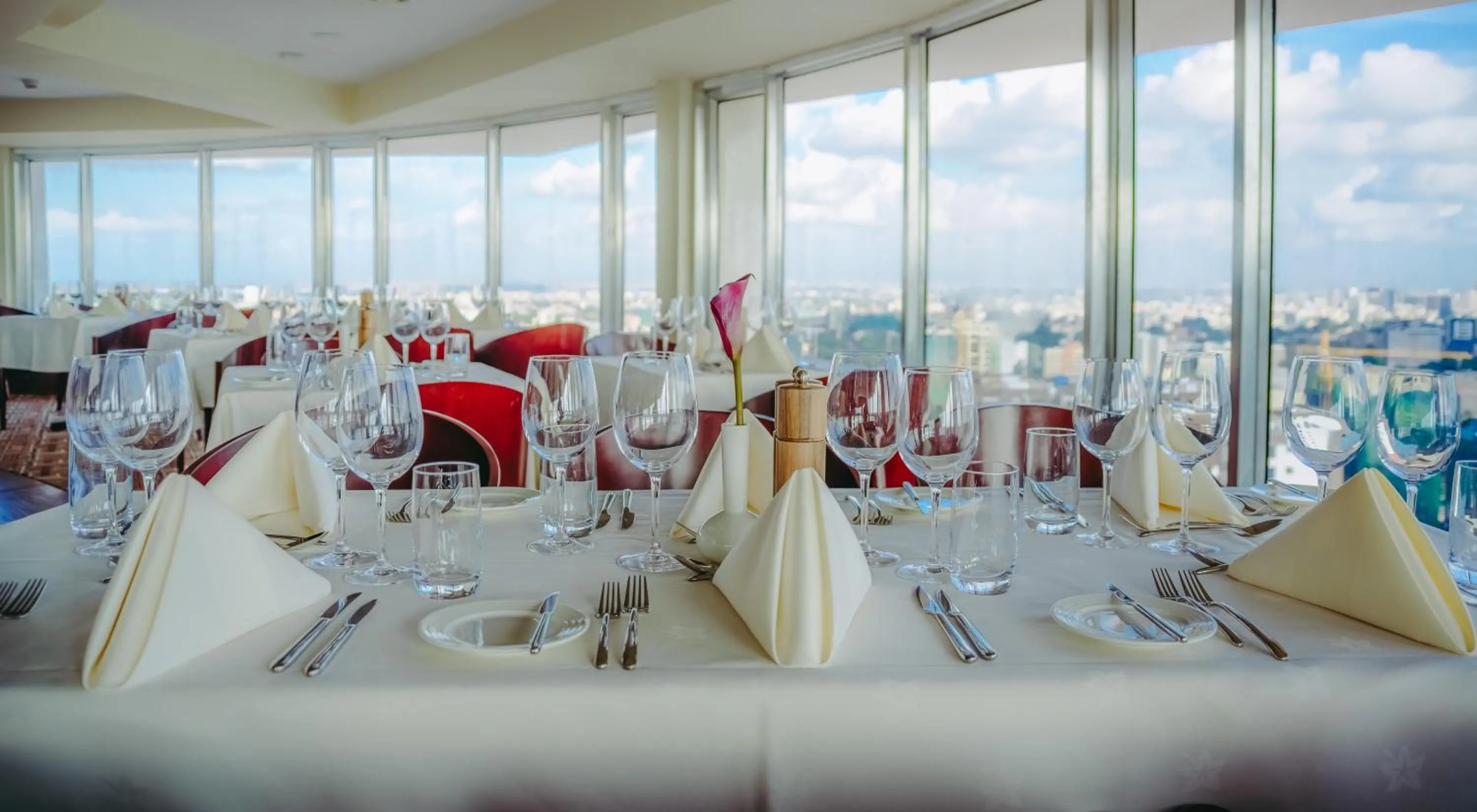 Restaurant/places to eat in Mövenpick Hotel & Residences Nairobi