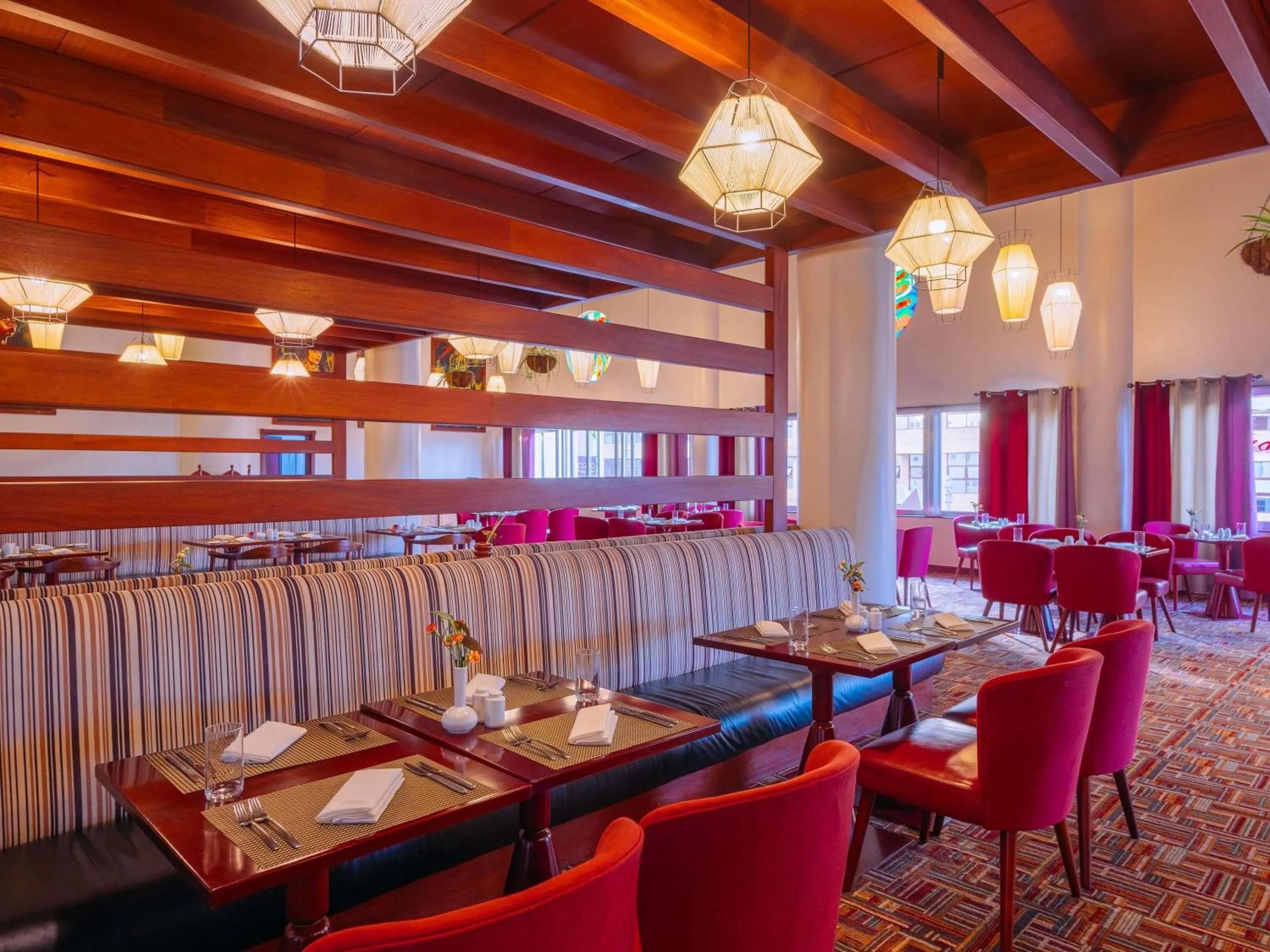 Restaurant/places to eat in Mövenpick Hotel & Residences Nairobi