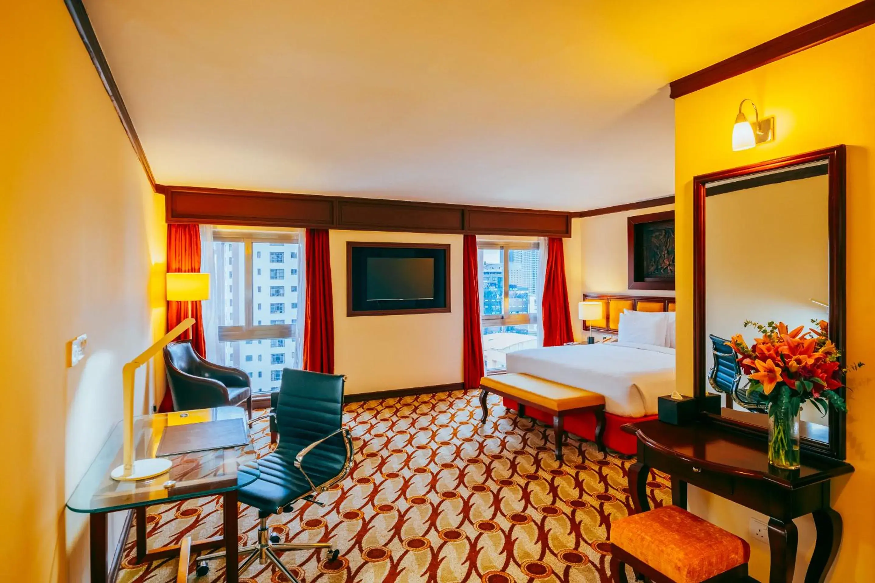 Pool view, Bed in Mövenpick Hotel & Residences Nairobi Pool view, Bed in Mövenpick Hotel & Residences Nairobi