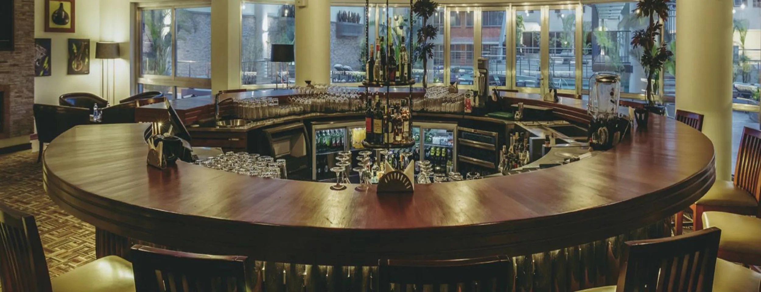 Lounge or bar in Mövenpick Hotel & Residences Nairobi