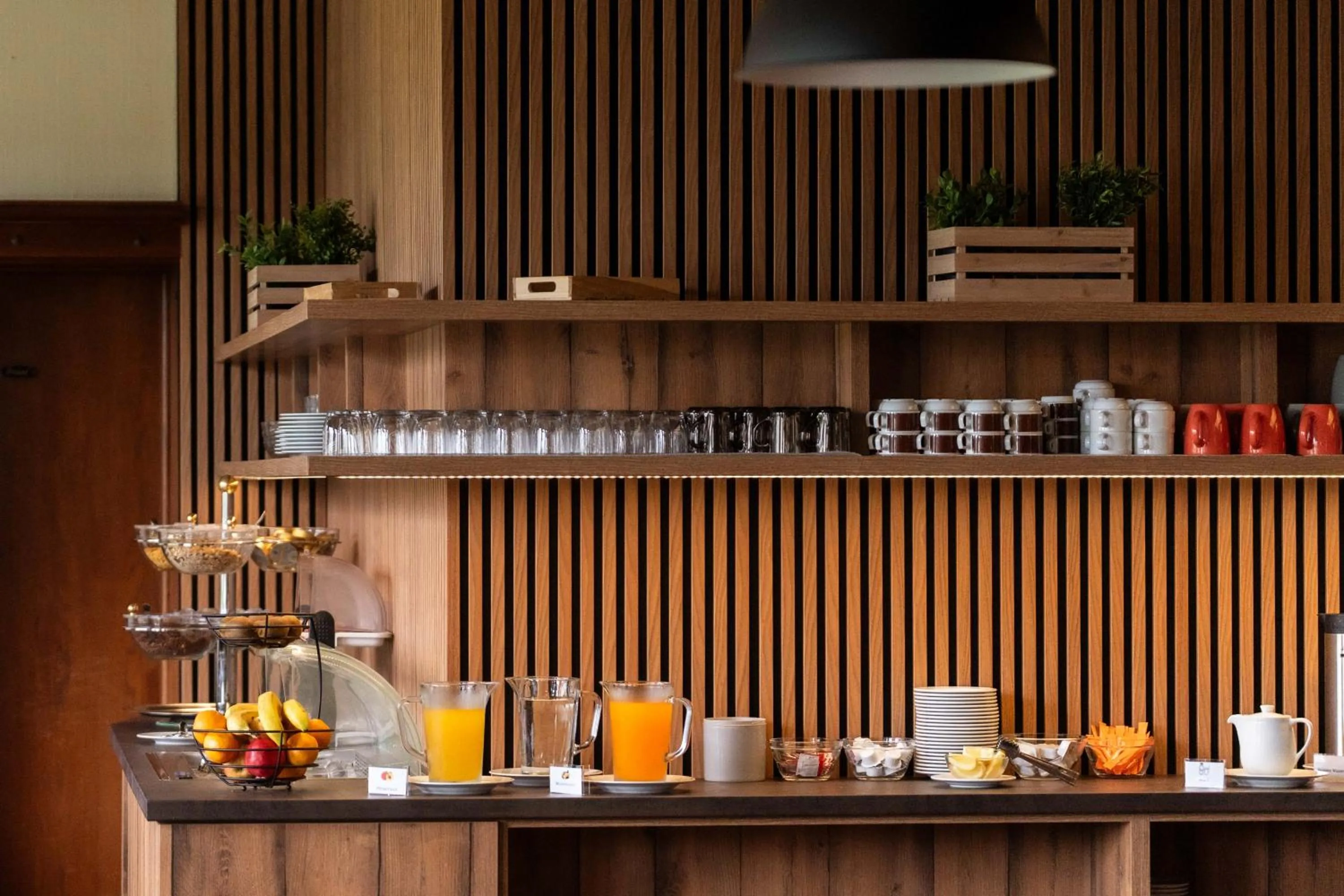 Restaurant/places to eat in Pension Tilly