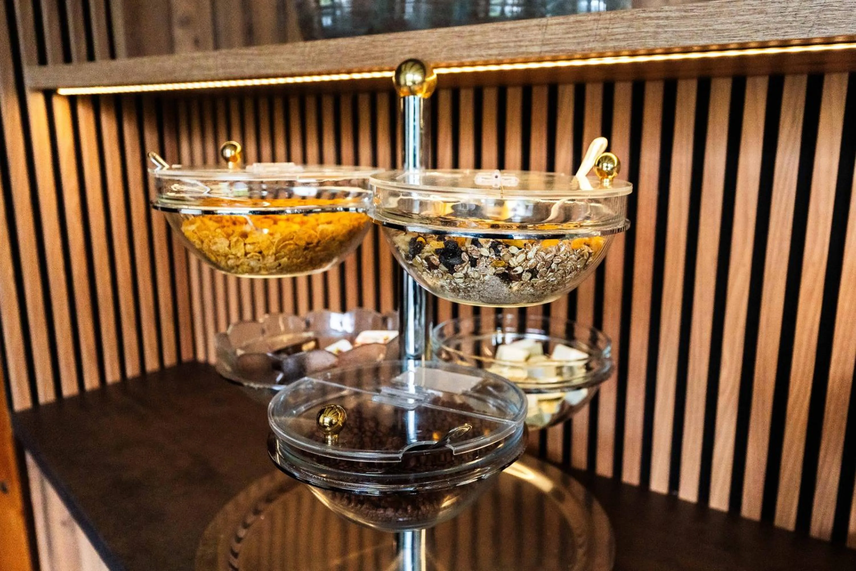 Restaurant/places to eat in Pension Tilly