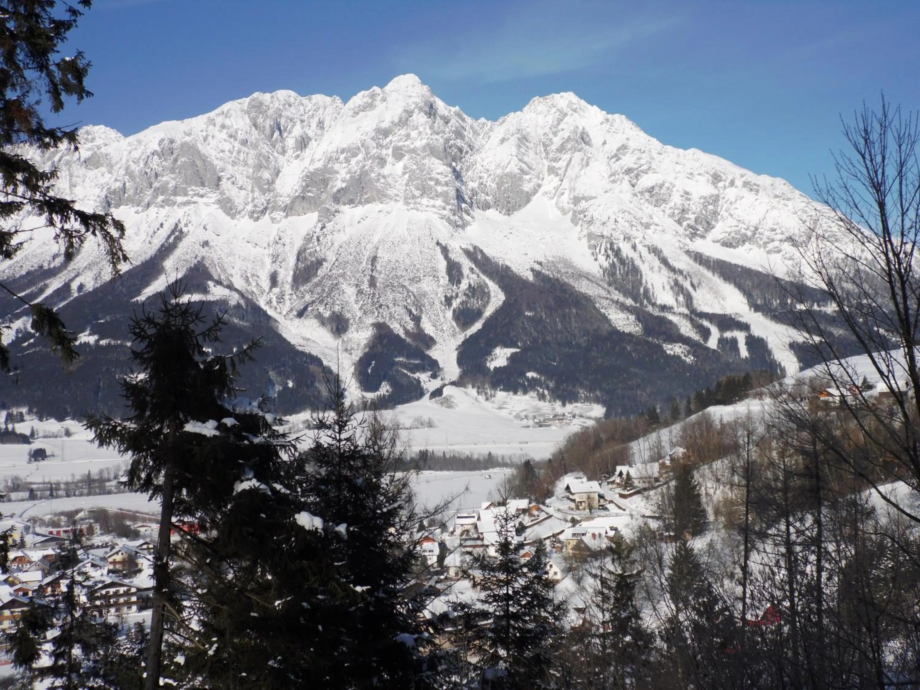 Area and facilities in Pension Tilly