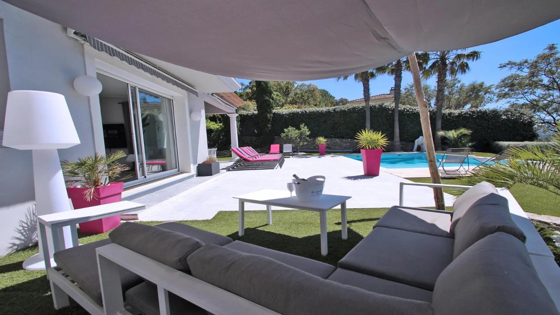 Villa Jade