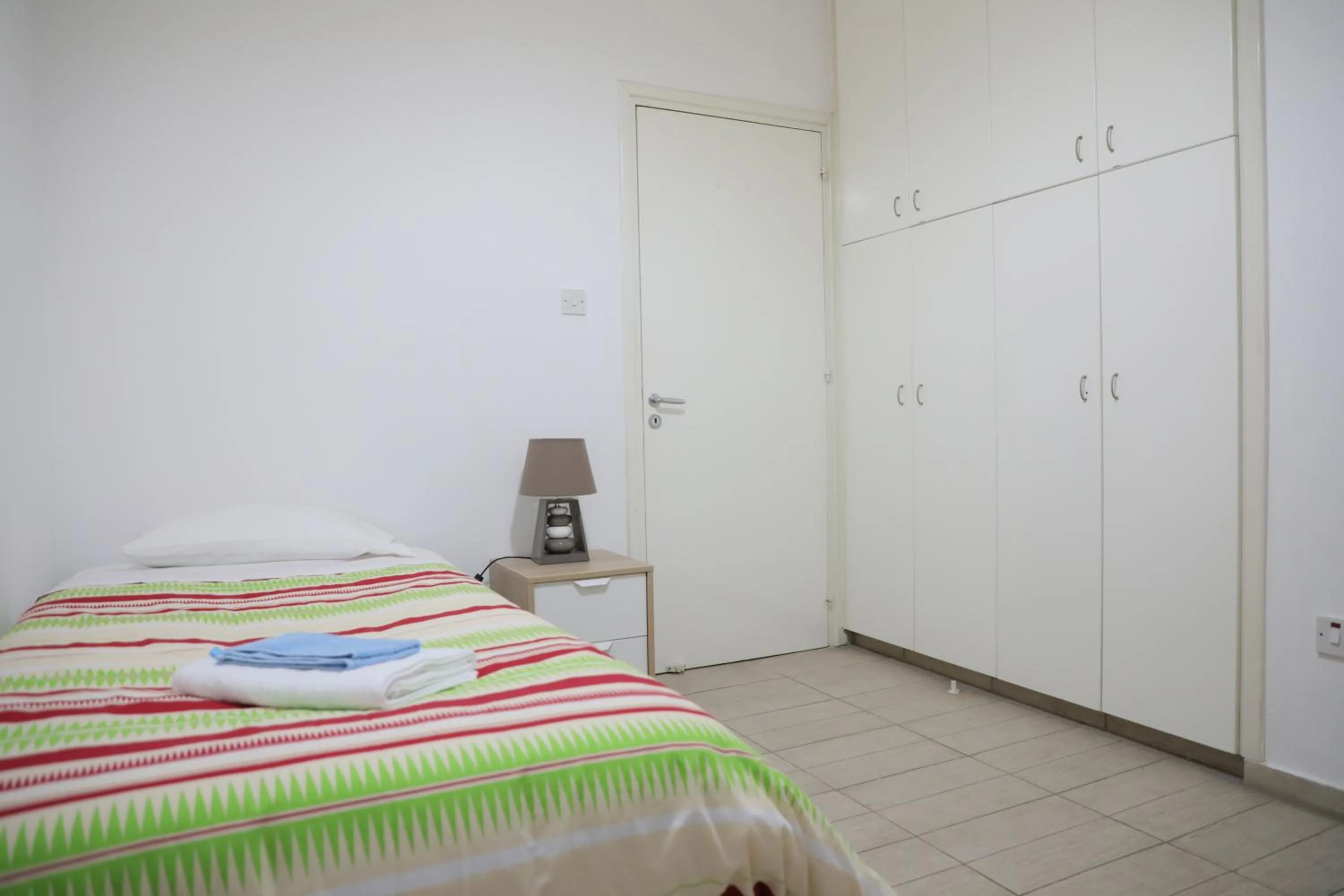 Bedroom, Bed in Bianco E U Apartment