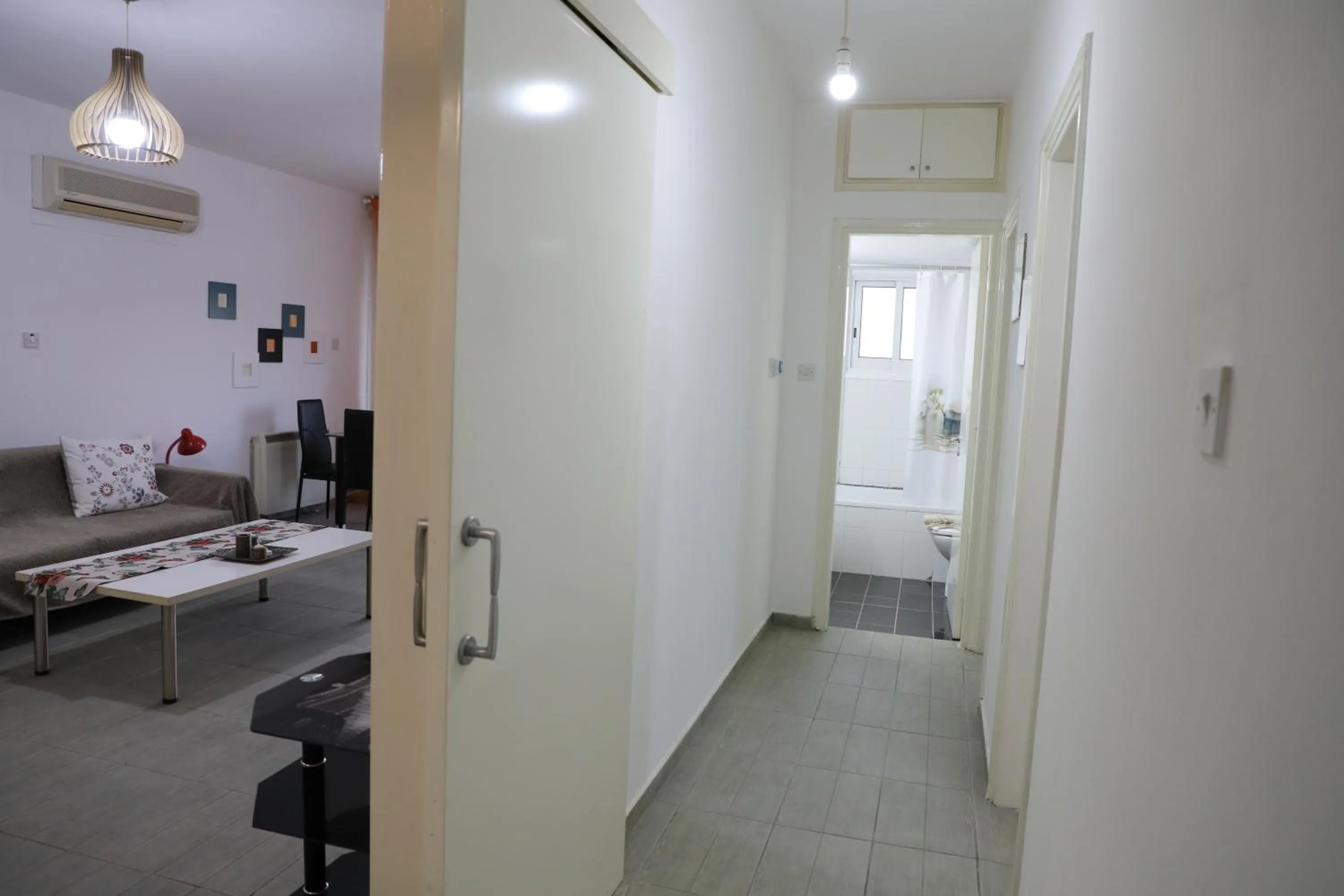 Bathroom in Bianco E U Apartment