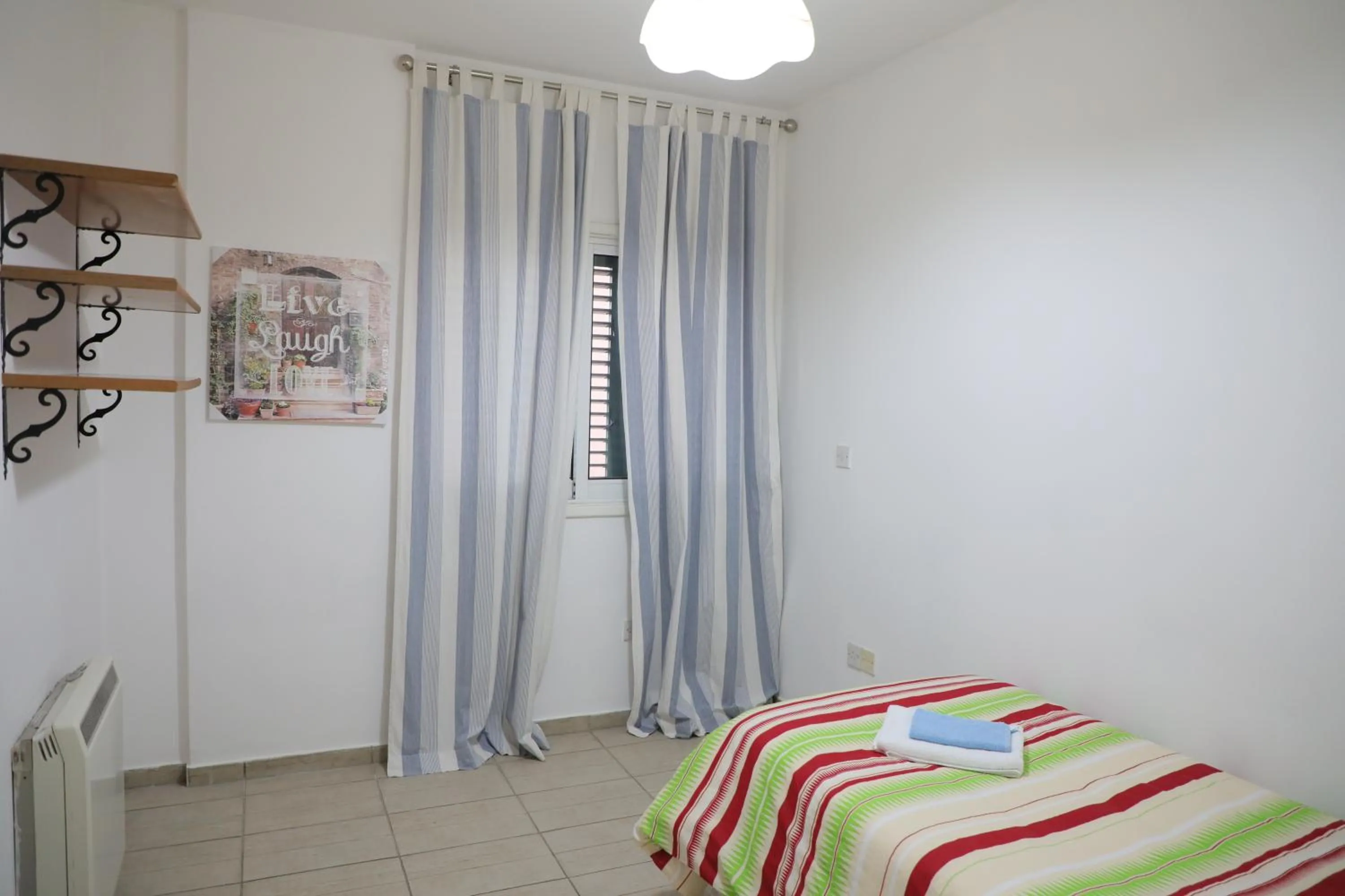 Bedroom, Bed in Bianco E U Apartment