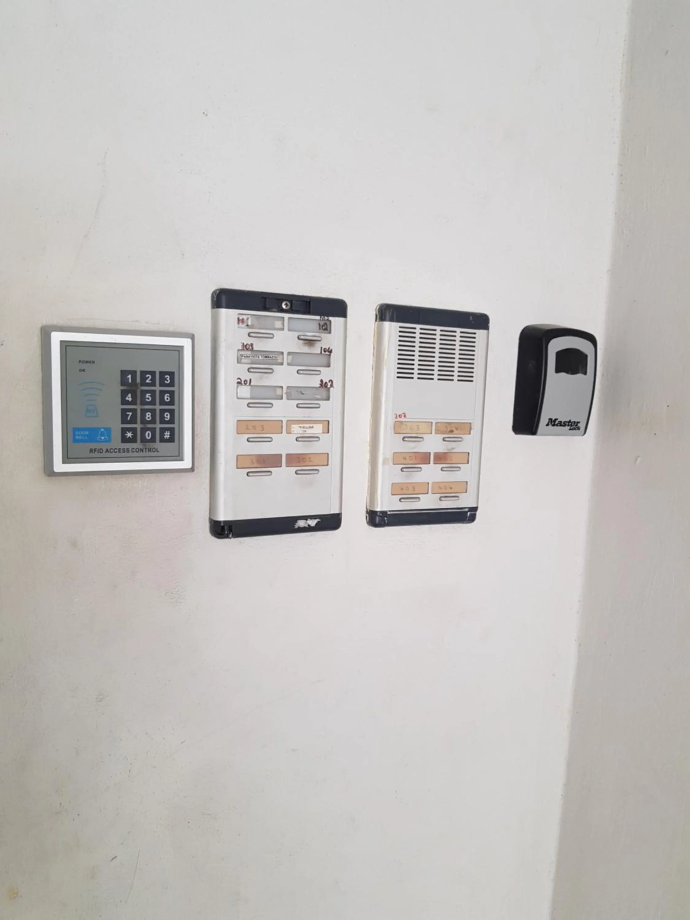 Property building in Bianco E U Apartment