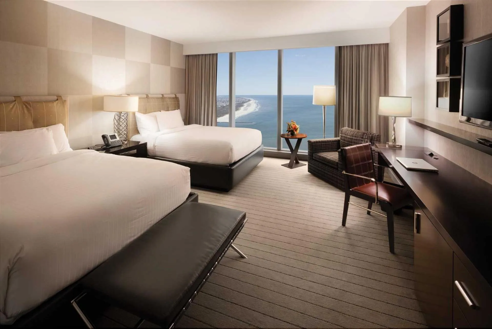 Bedroom, Bed in Ocean Casino Resort