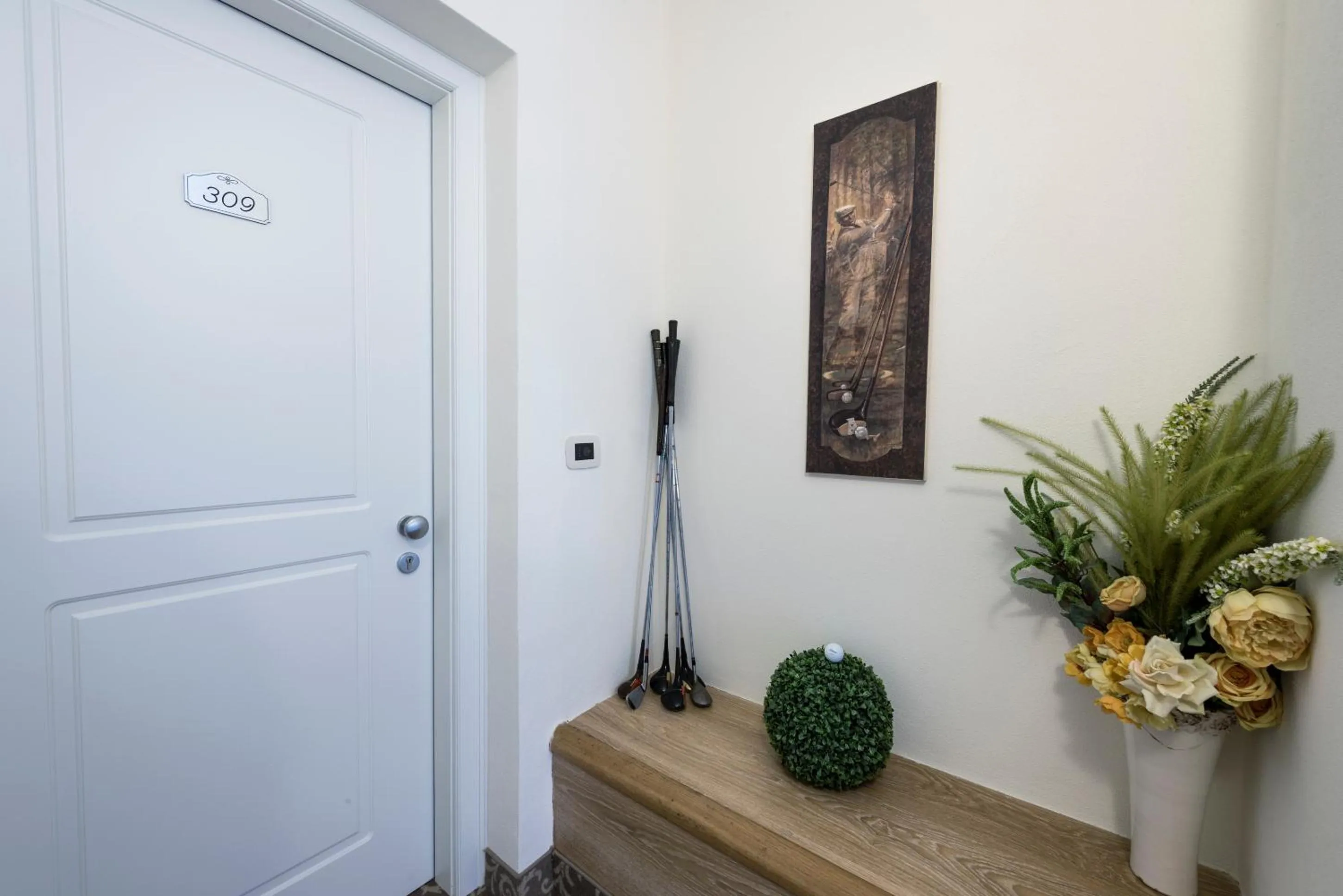 Decorative detail in Hotel Garni Corona