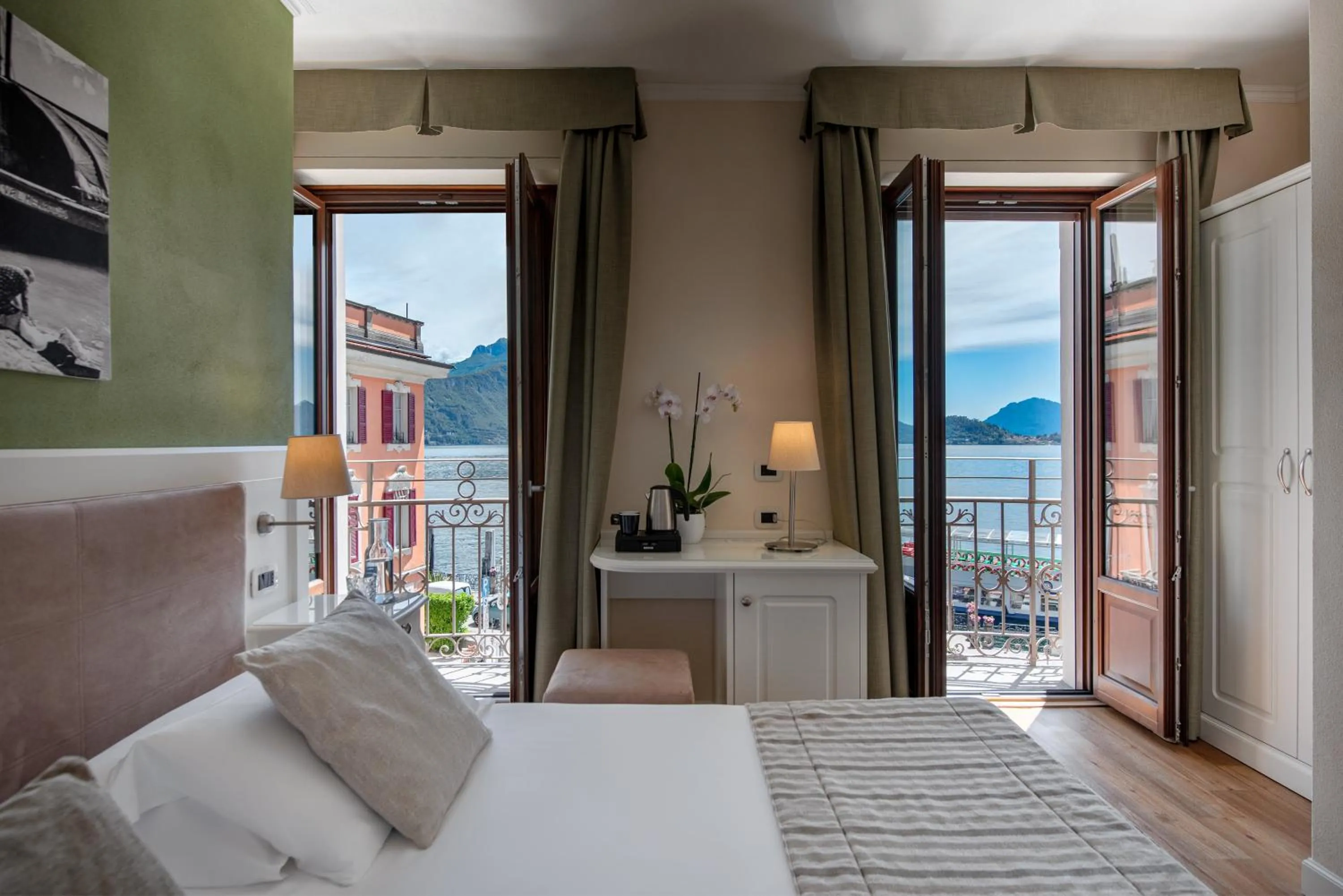 Bed in Hotel Garni Corona