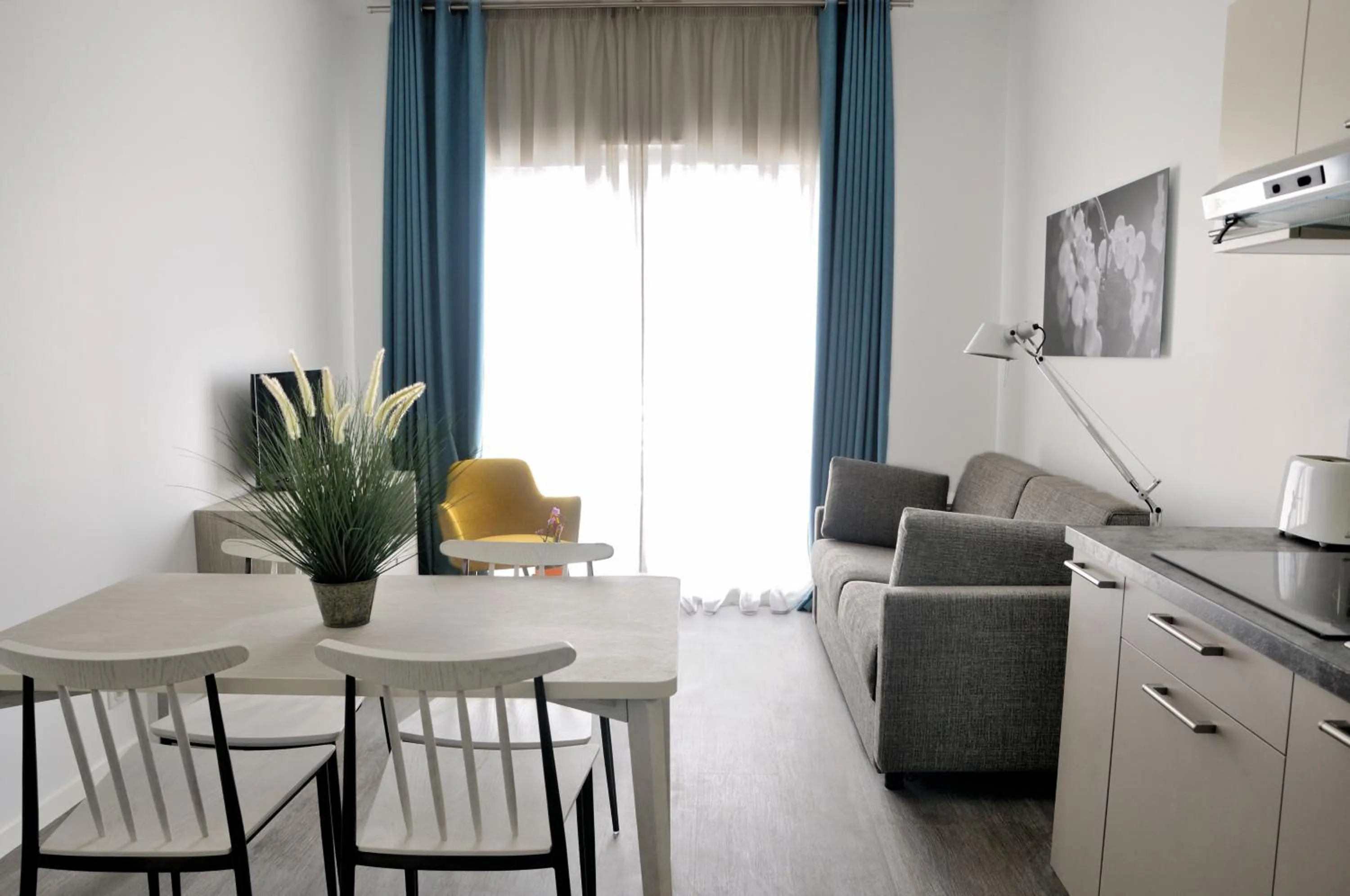 Balcony/Terrace in Résidence Vacances Bleues Les Coteaux de Jonzac