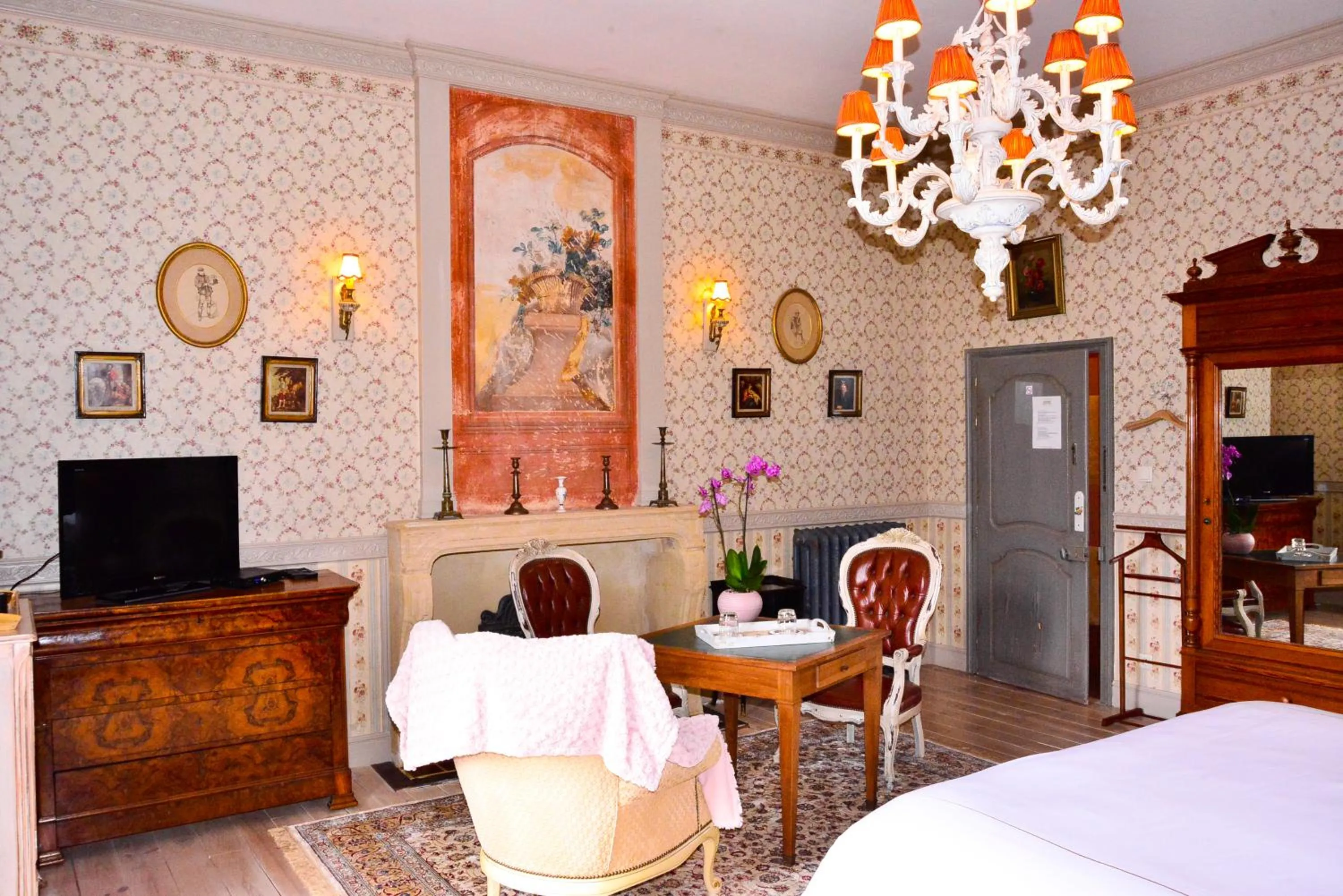 Area and facilities, Bed in Chateau d'Origny, Chambres d'hotes et Restaurant Gastronomique