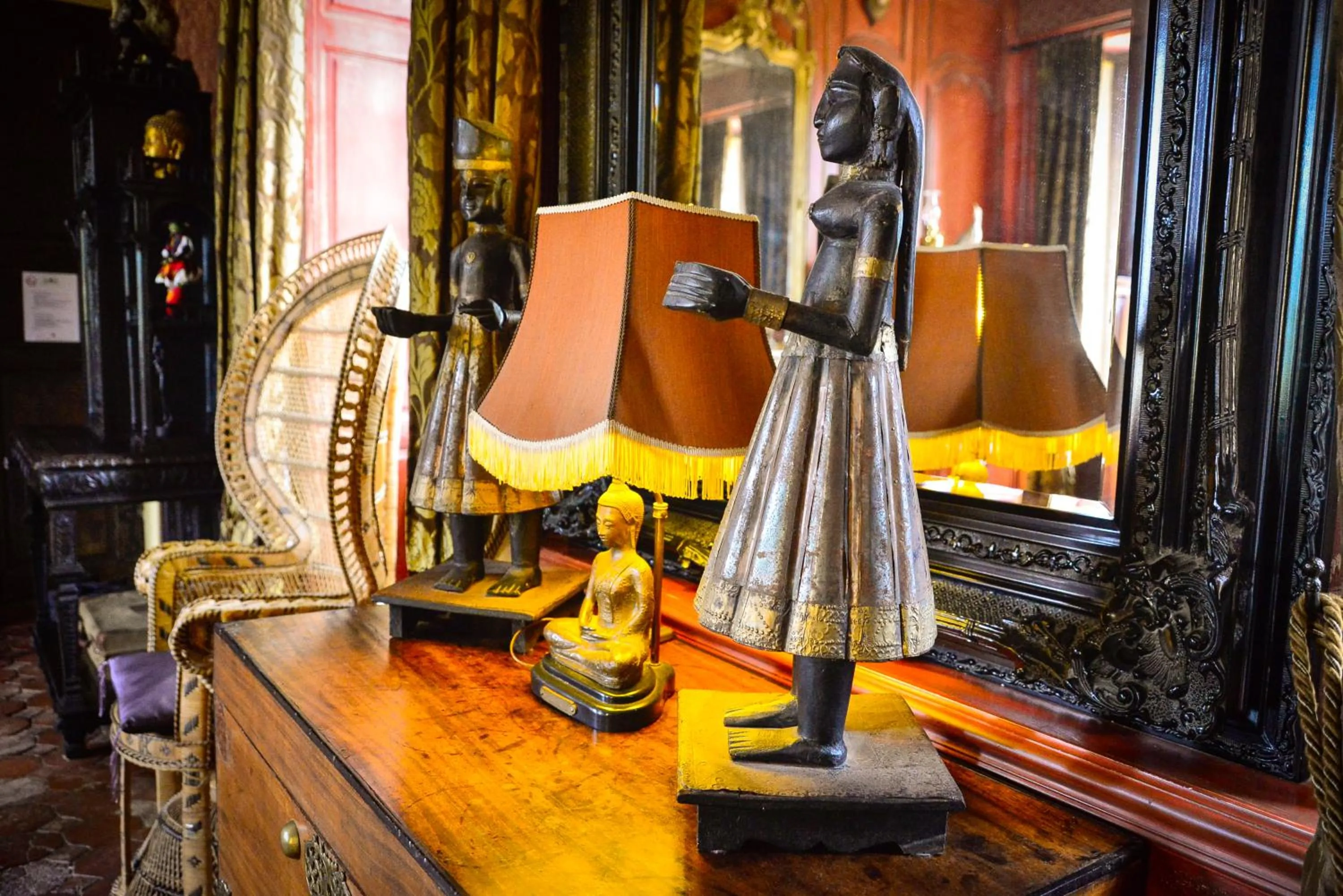 Decorative detail in Chateau d'Origny, Chambres d'hotes et Restaurant Gastronomique