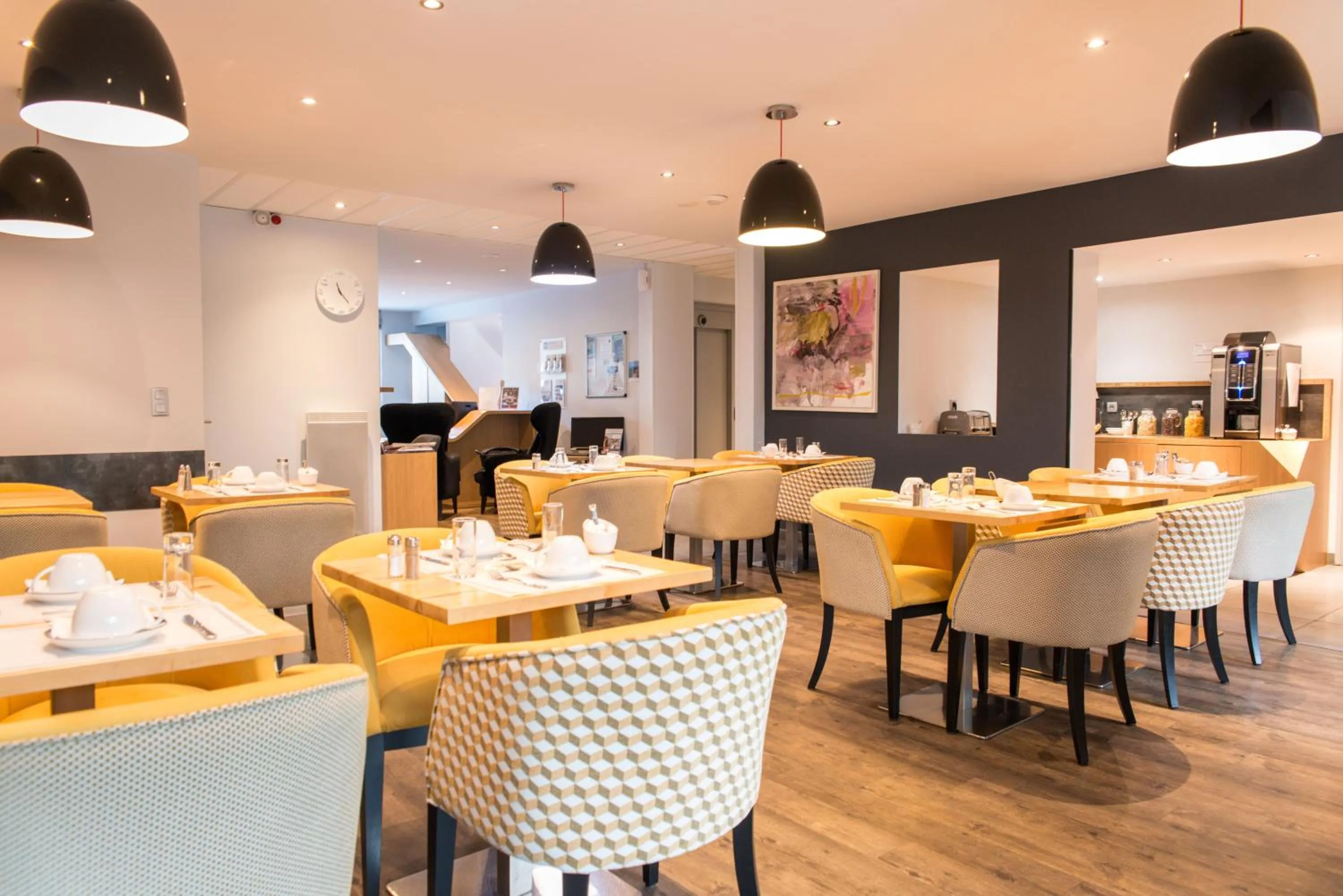 Breakfast in Best Western Hôtel Garden and Spa