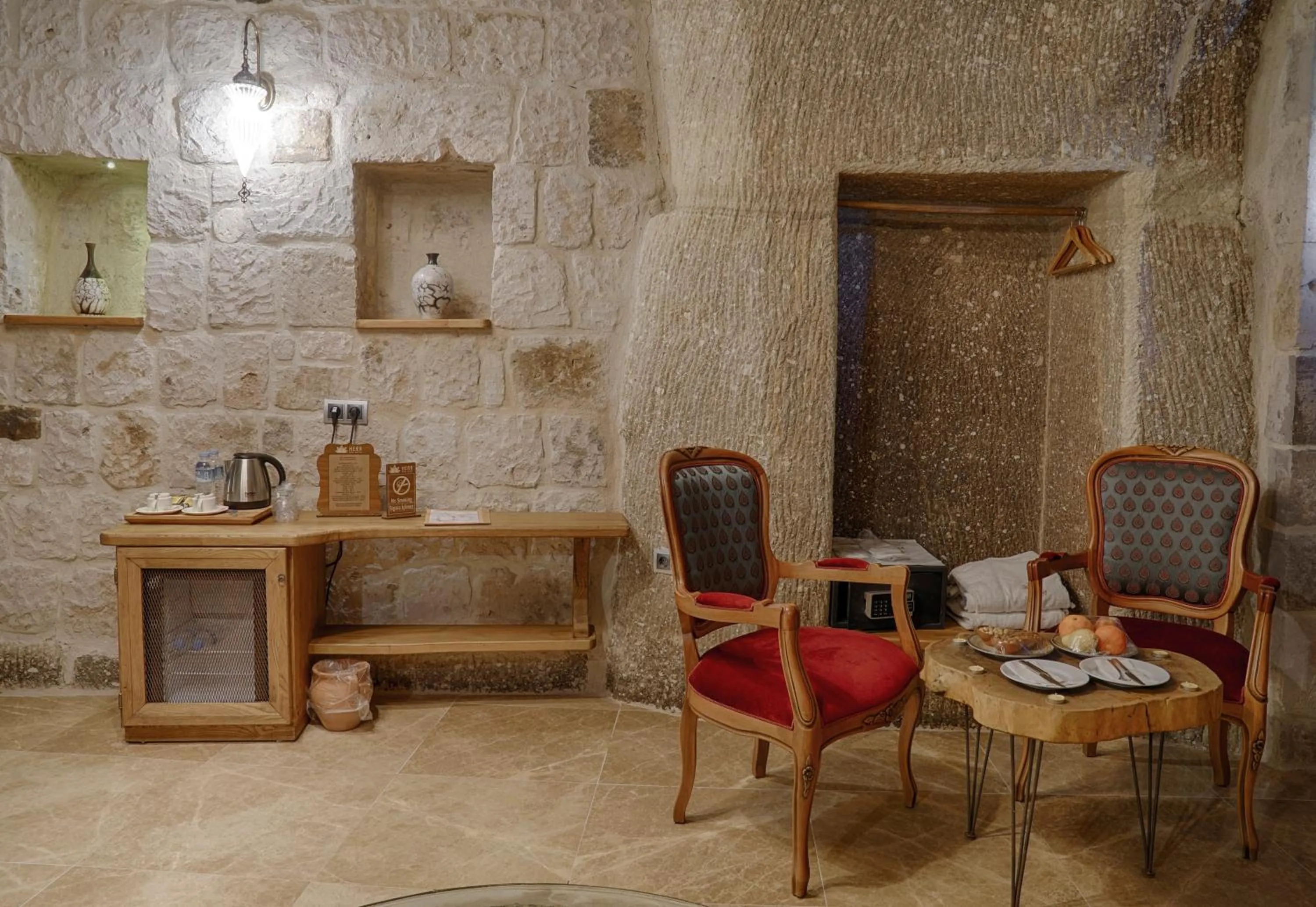 Seating area in Hera Cave Suites