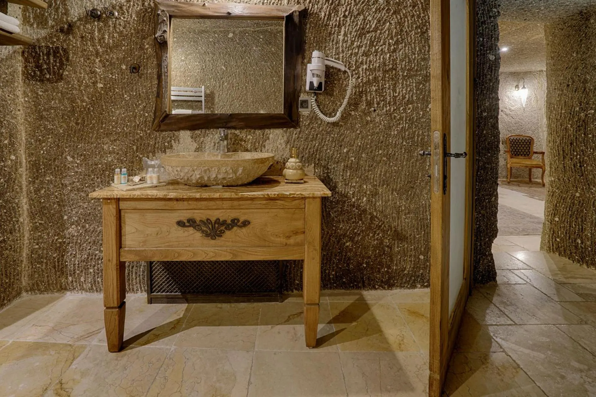 Bathroom in Hera Cave Suites