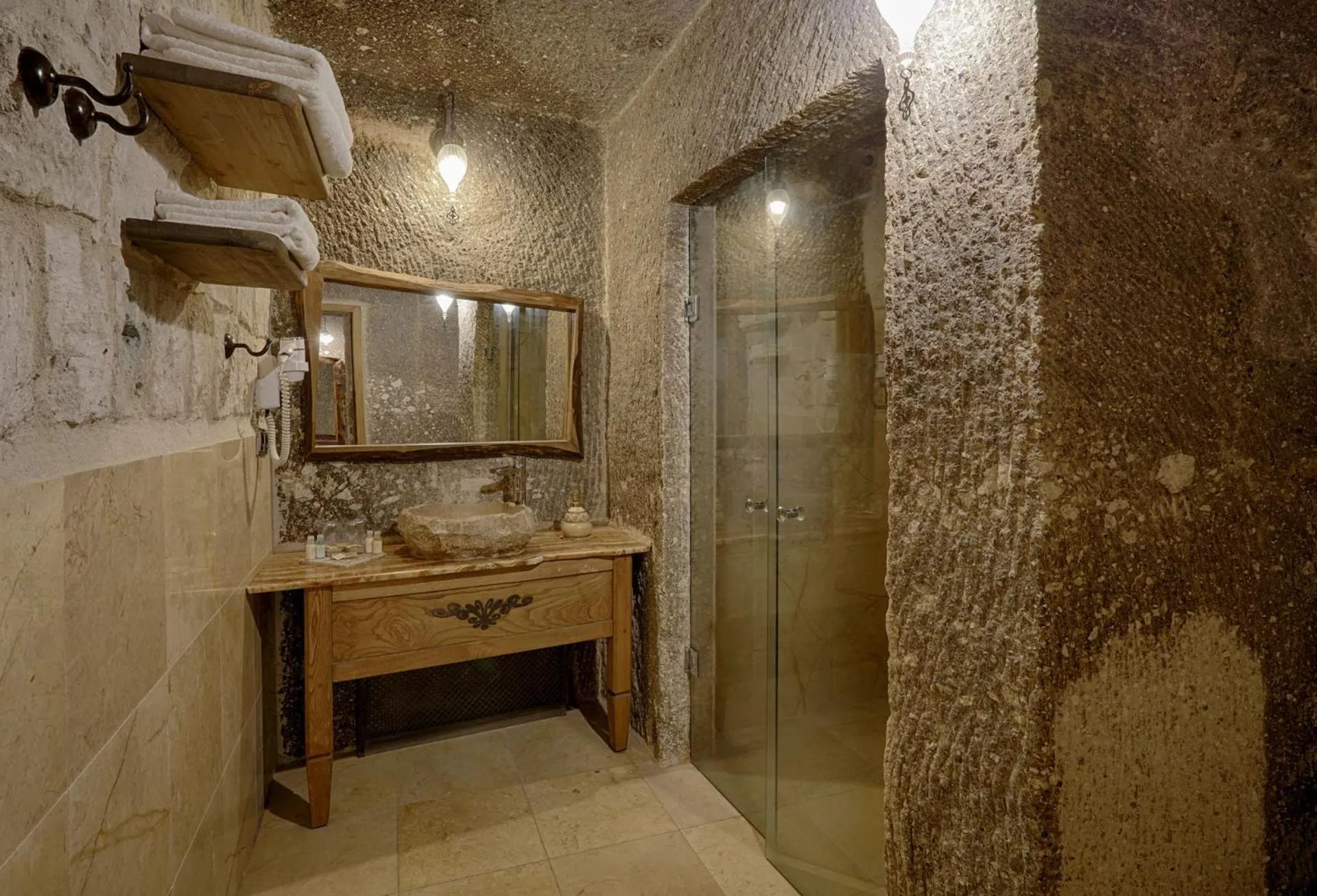 Bathroom in Hera Cave Suites