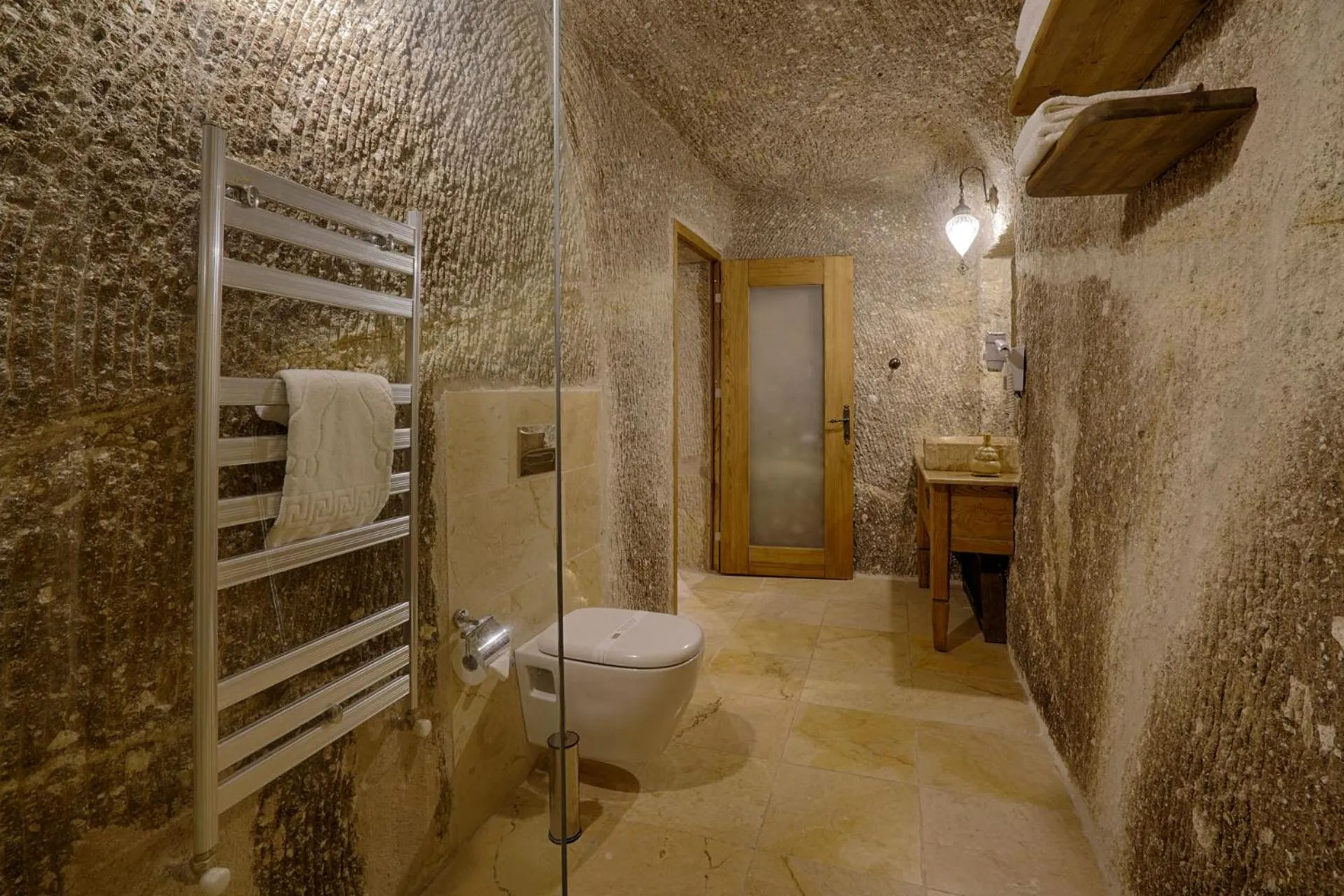 Bathroom in Hera Cave Suites