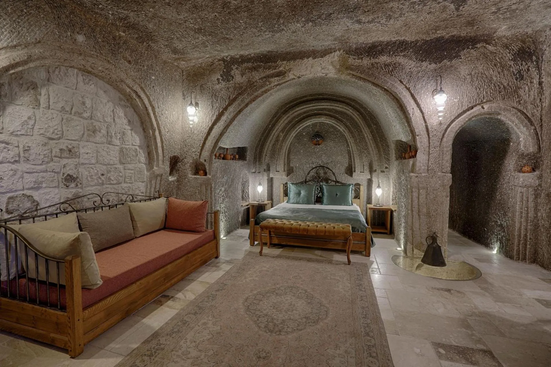 Bedroom, Bed in Hera Cave Suites