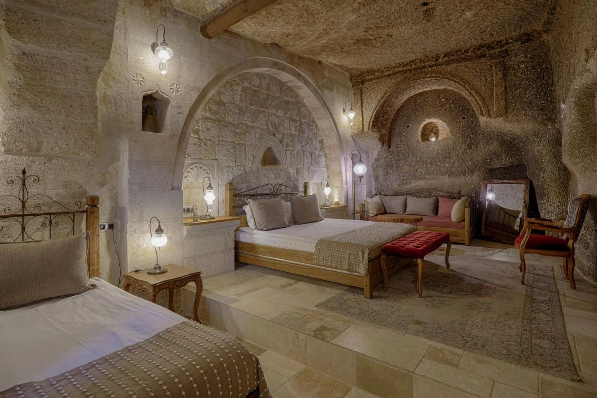 Bedroom, Bed in Hera Cave Suites