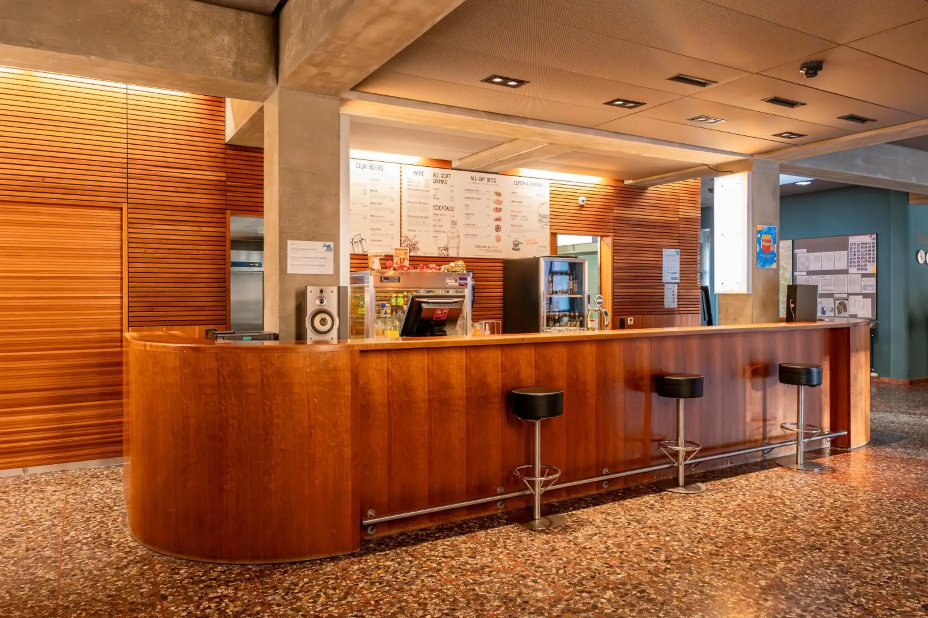 Lounge or bar in Zurich Youth Hostel Lounge or bar in Zurich Youth Hostel