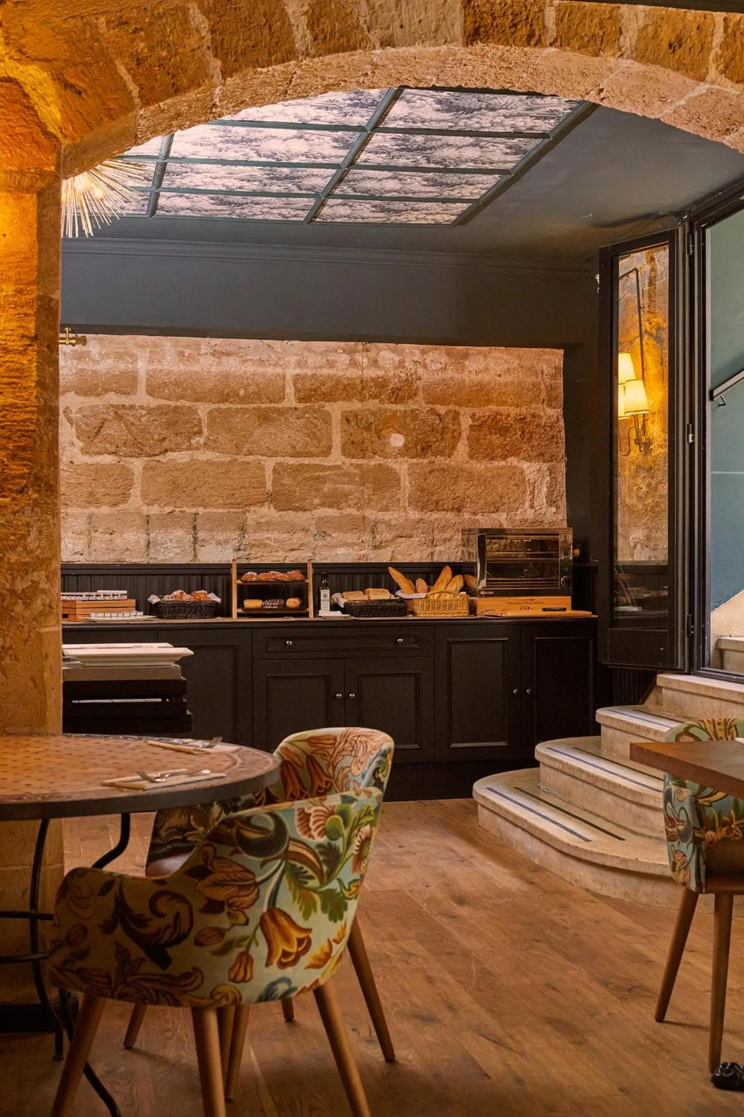 Buffet breakfast in Hotel Born