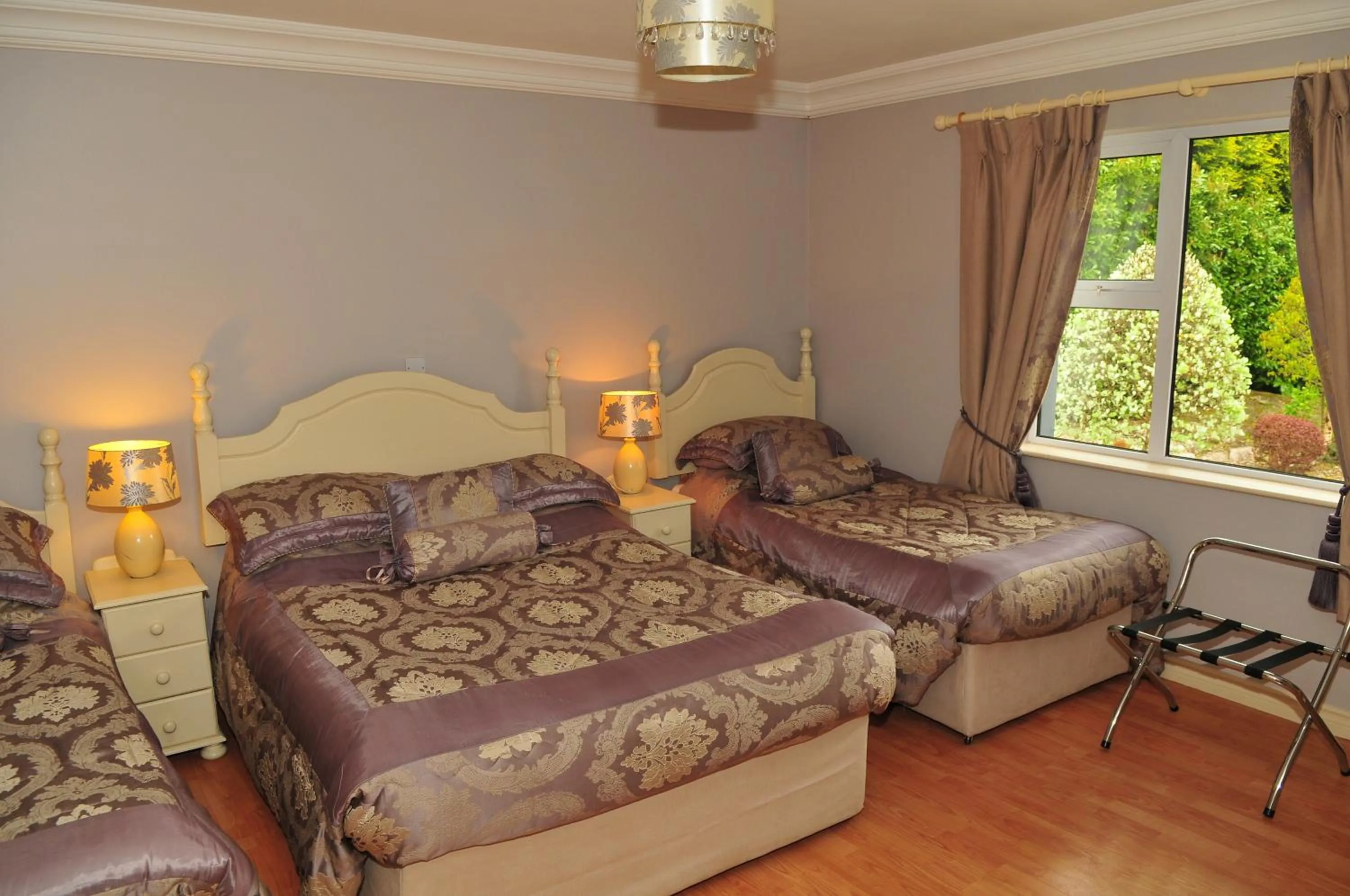 Bedroom in Killererin House B&B