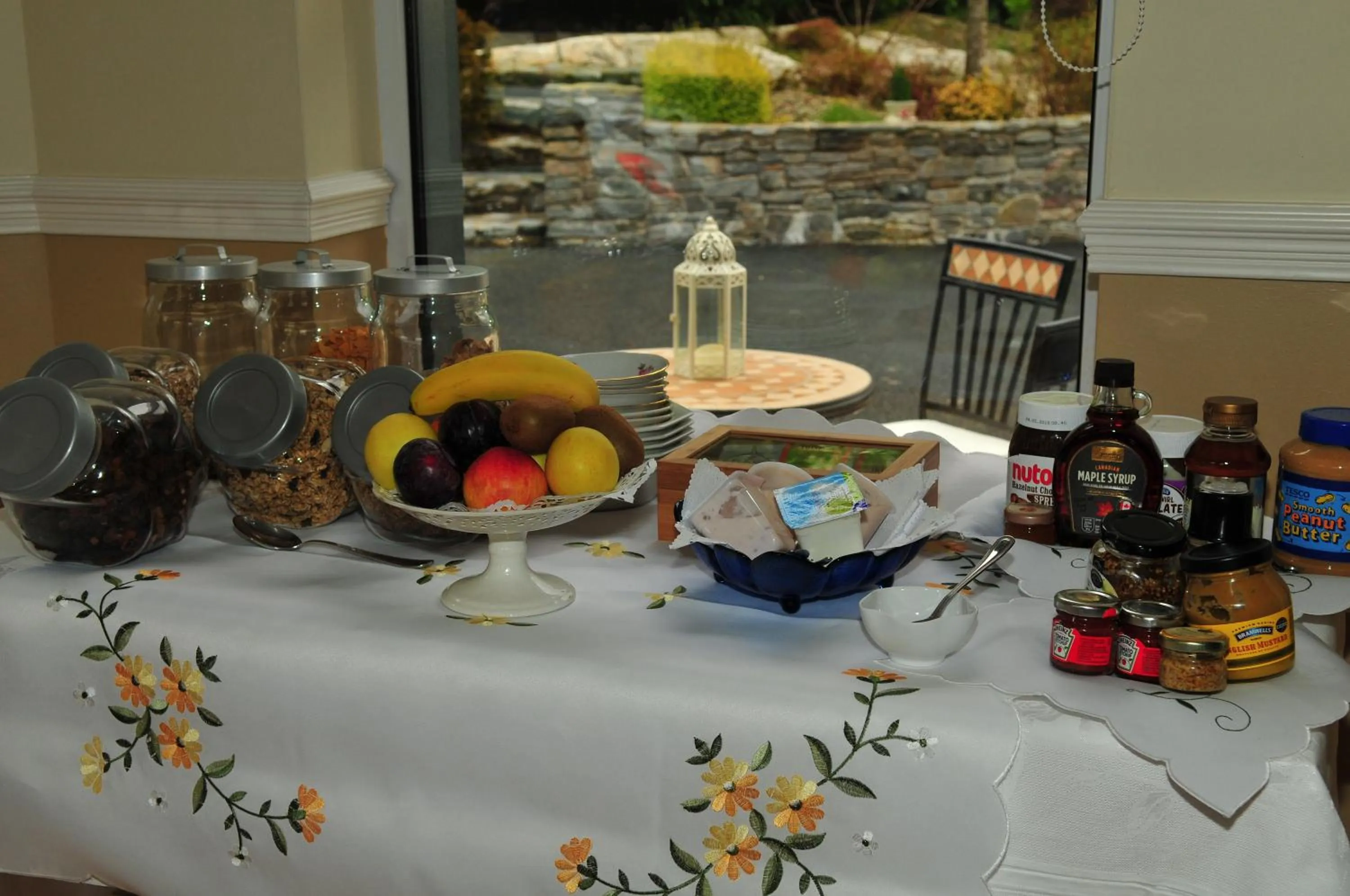 Dining area in Killererin House B&B