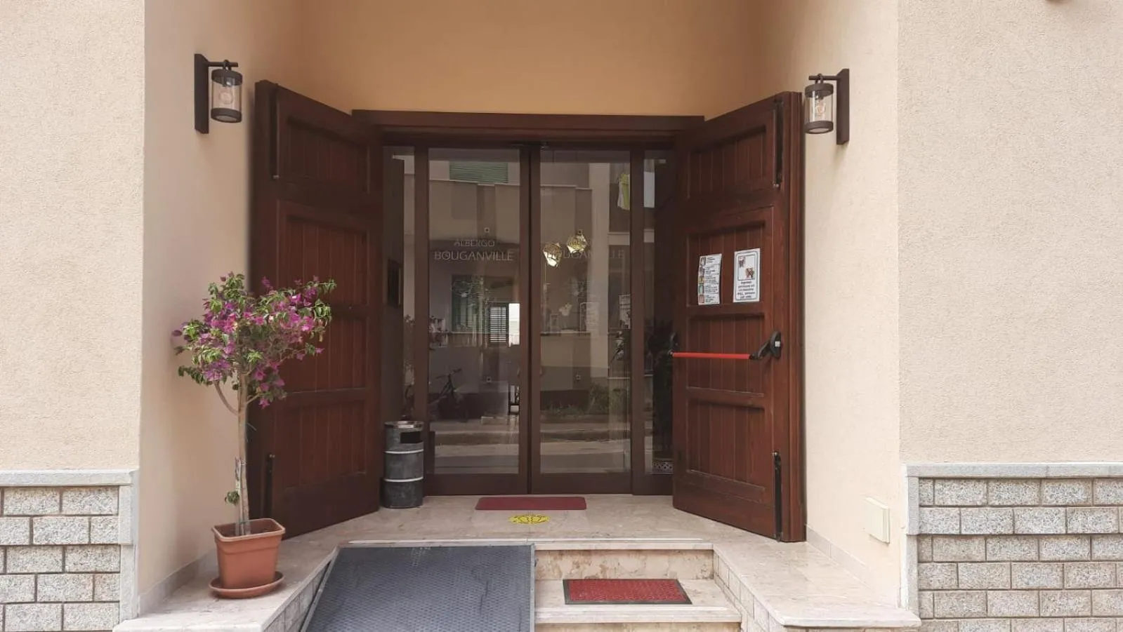 Property building in Albergo Bouganville