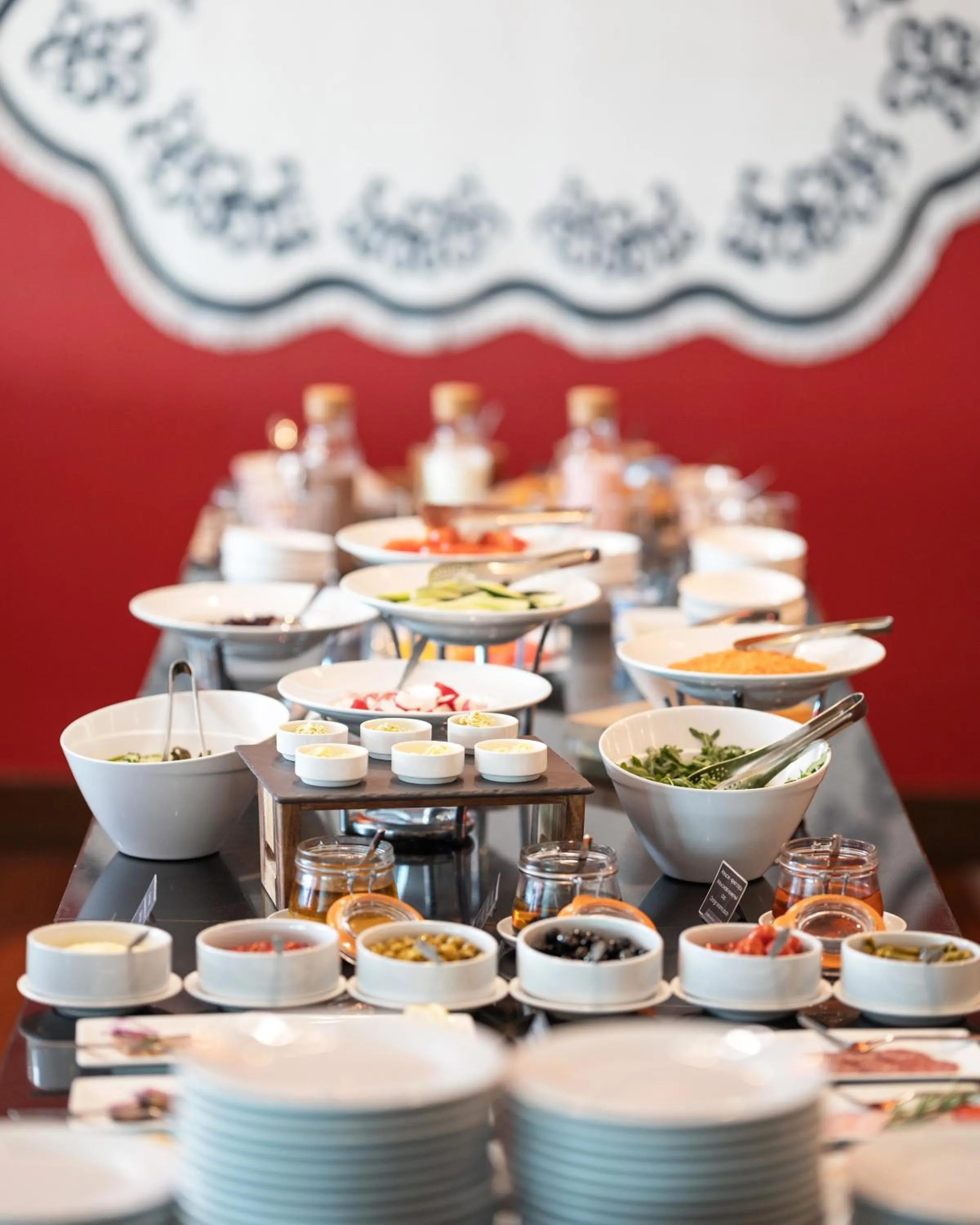 Restaurant/places to eat in Renaissance by Sulo