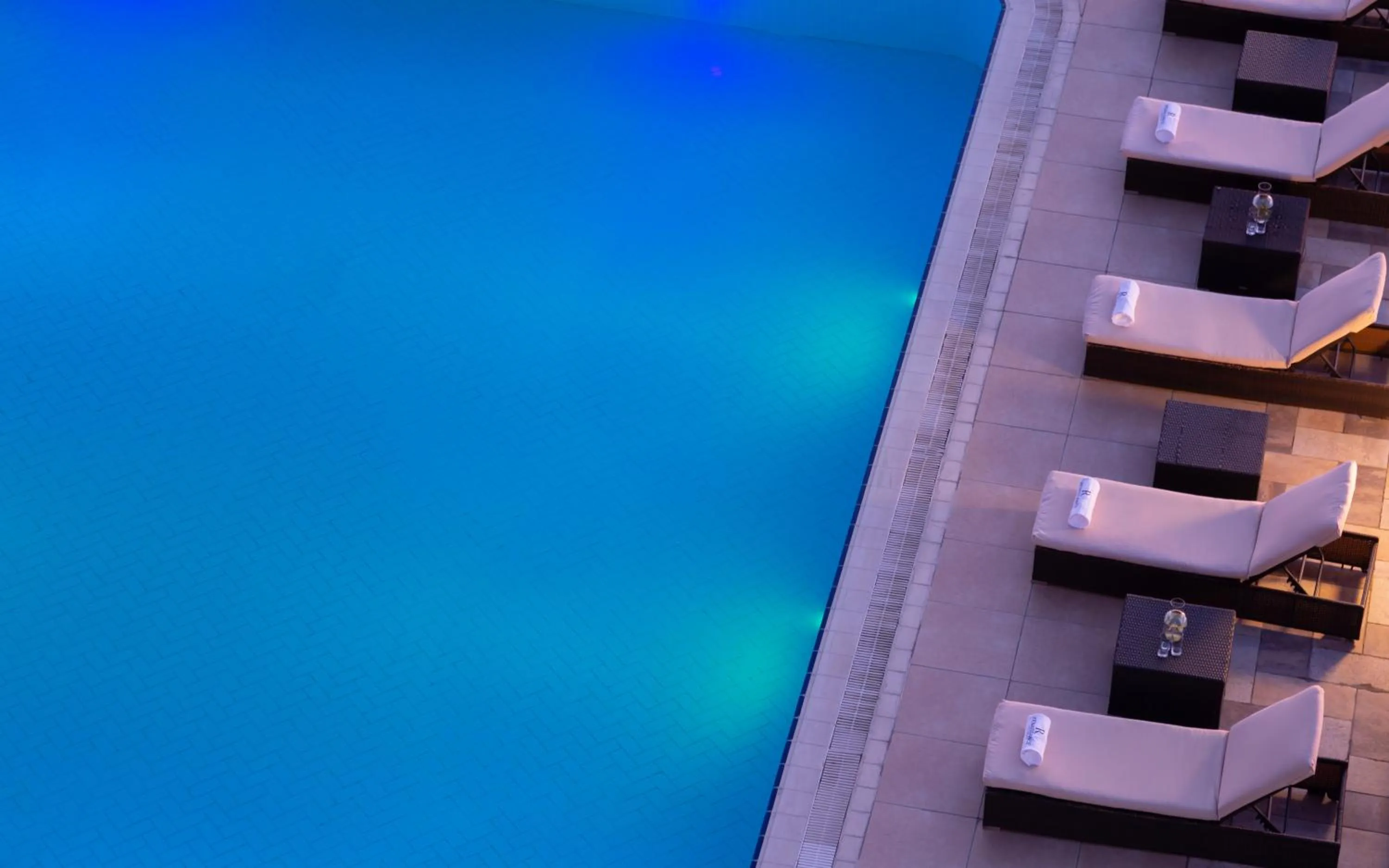 Pool view in Renaissance by Sulo