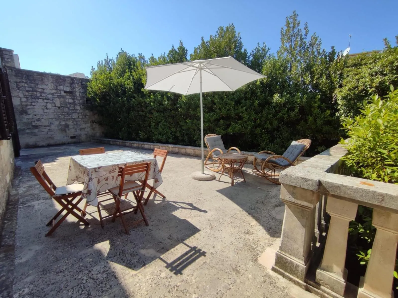 Property building in Villa Ostuni