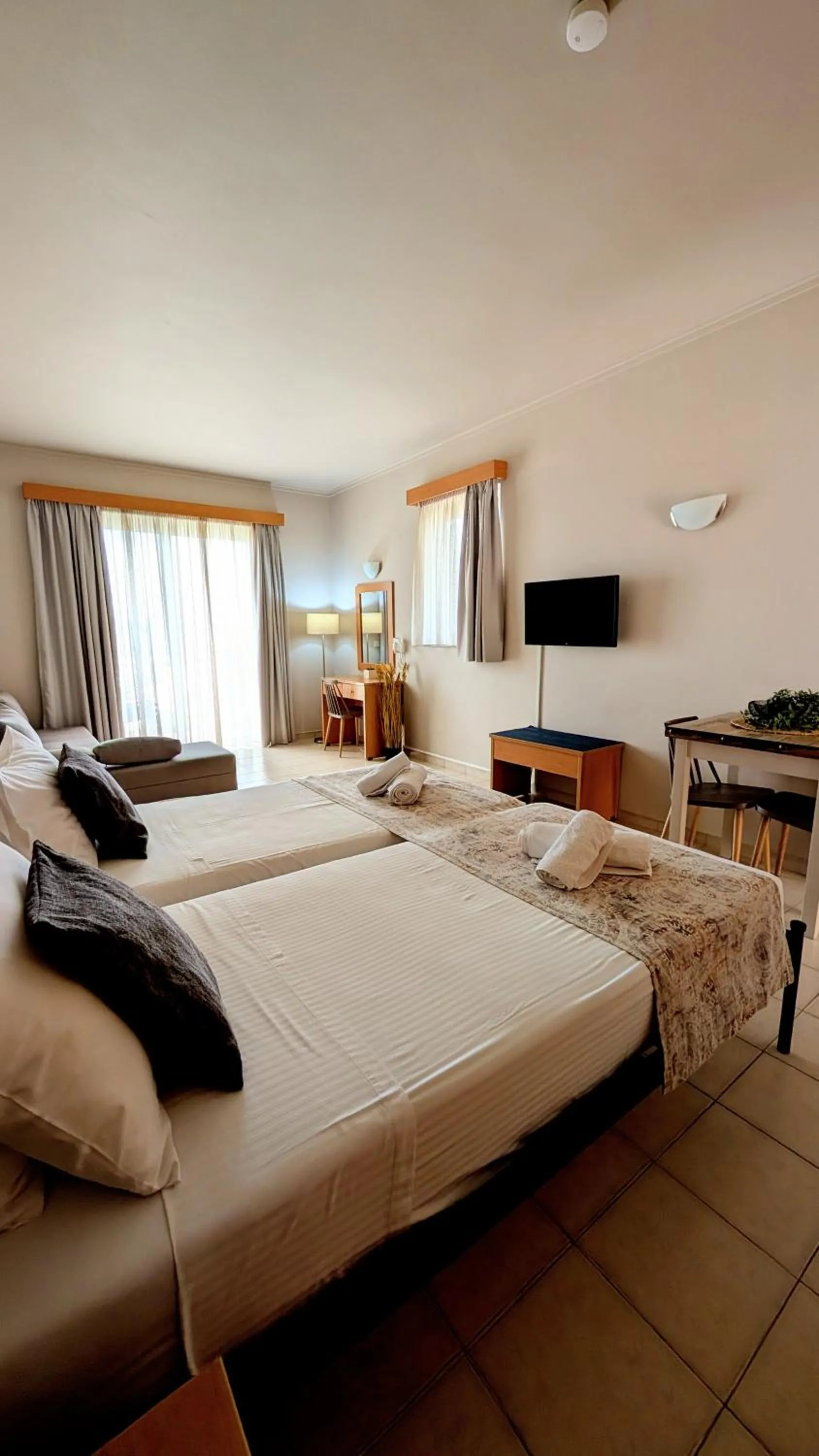 Miva Sea View
