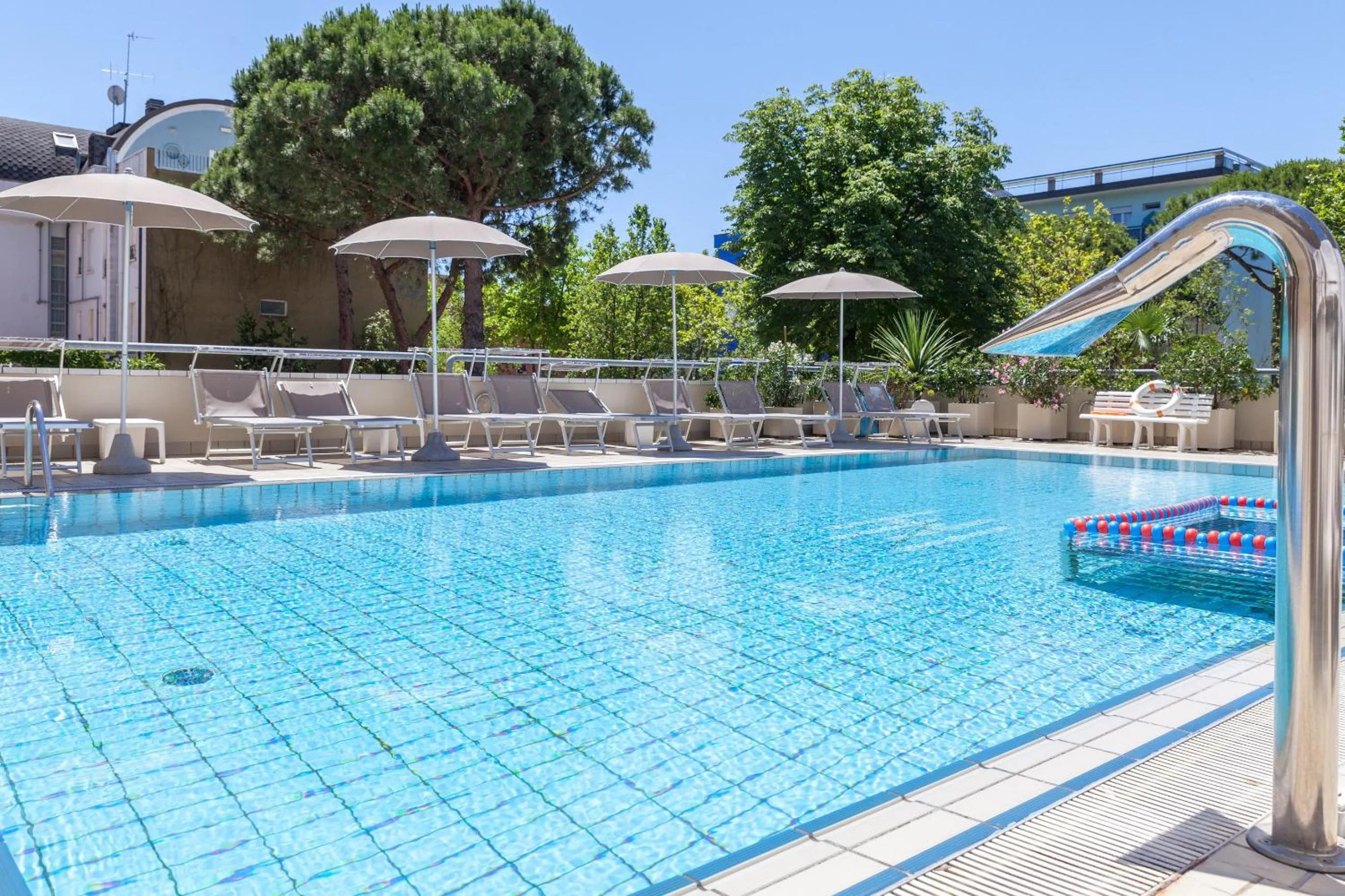 Hot Tub in Hotel Nettuno