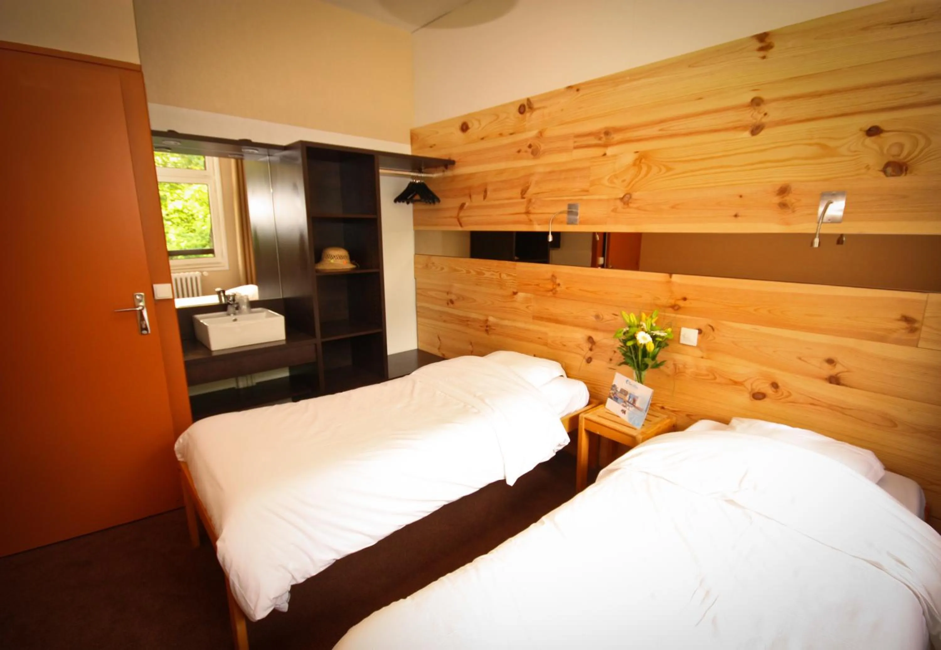 Bedroom, Bed in Le Pré du Lac