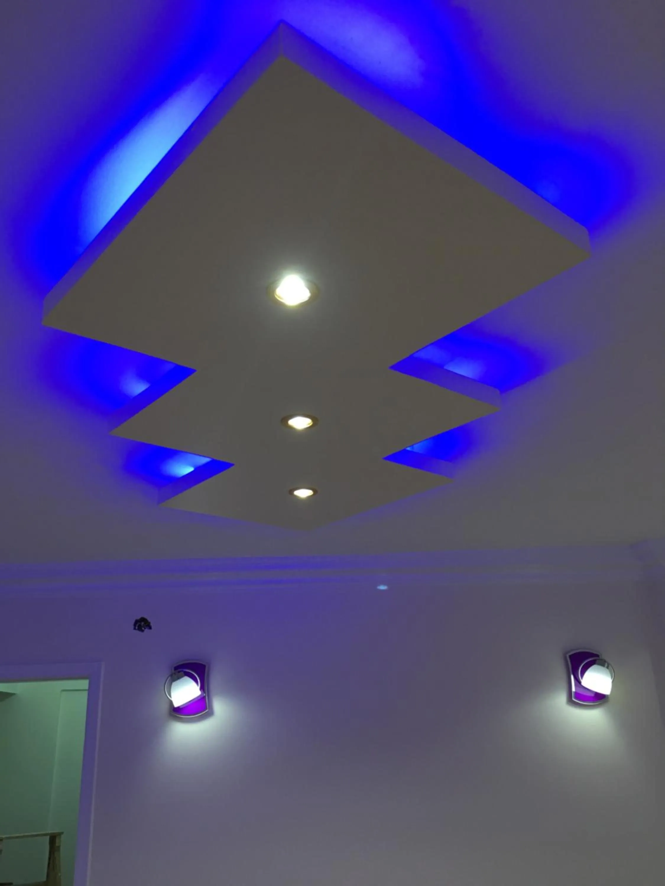 Decorative detail in Al Marwa Apartment in Dokki - Families Only