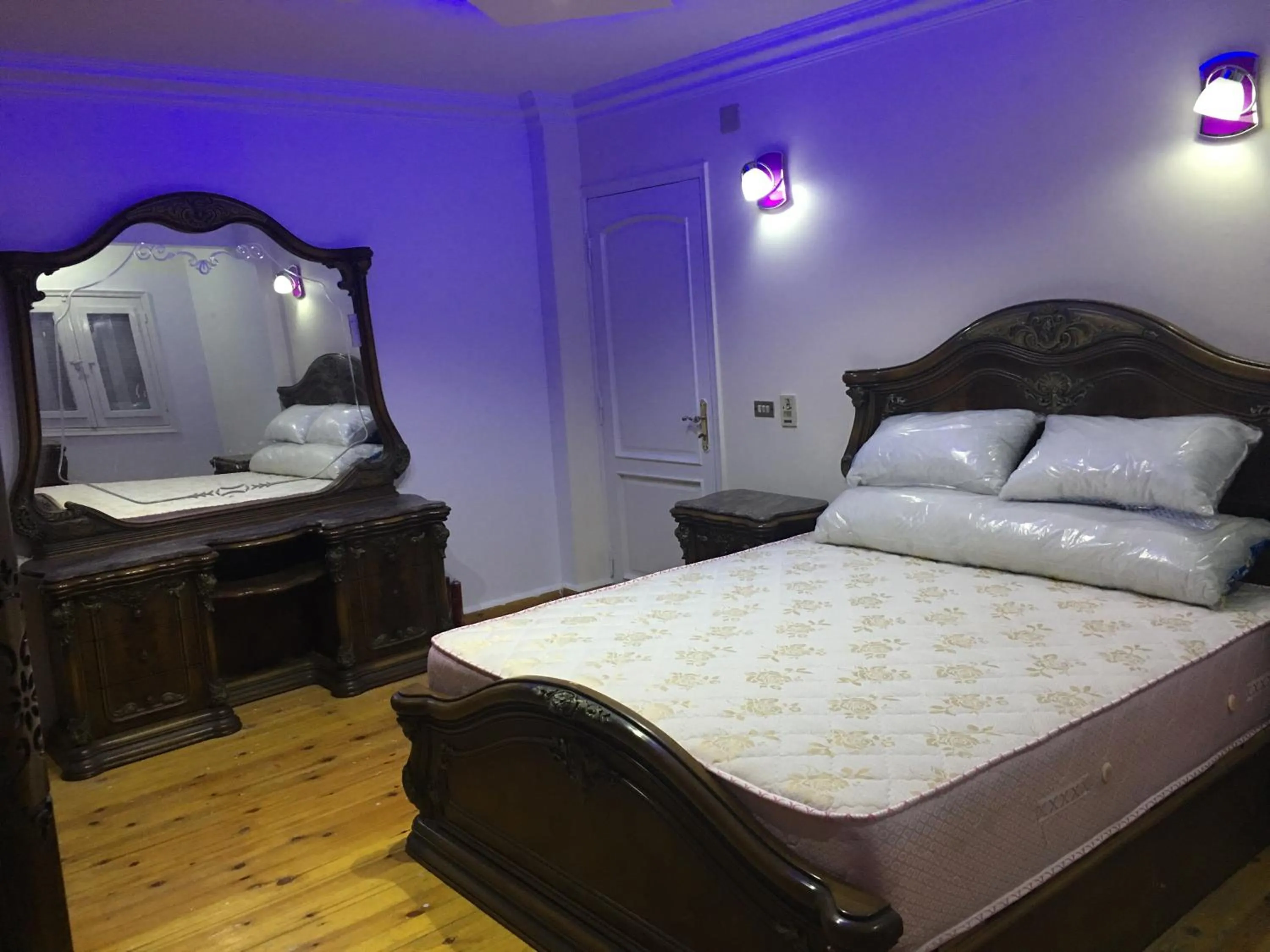 Property building, Bed in Al Marwa Apartment in Dokki - Families Only