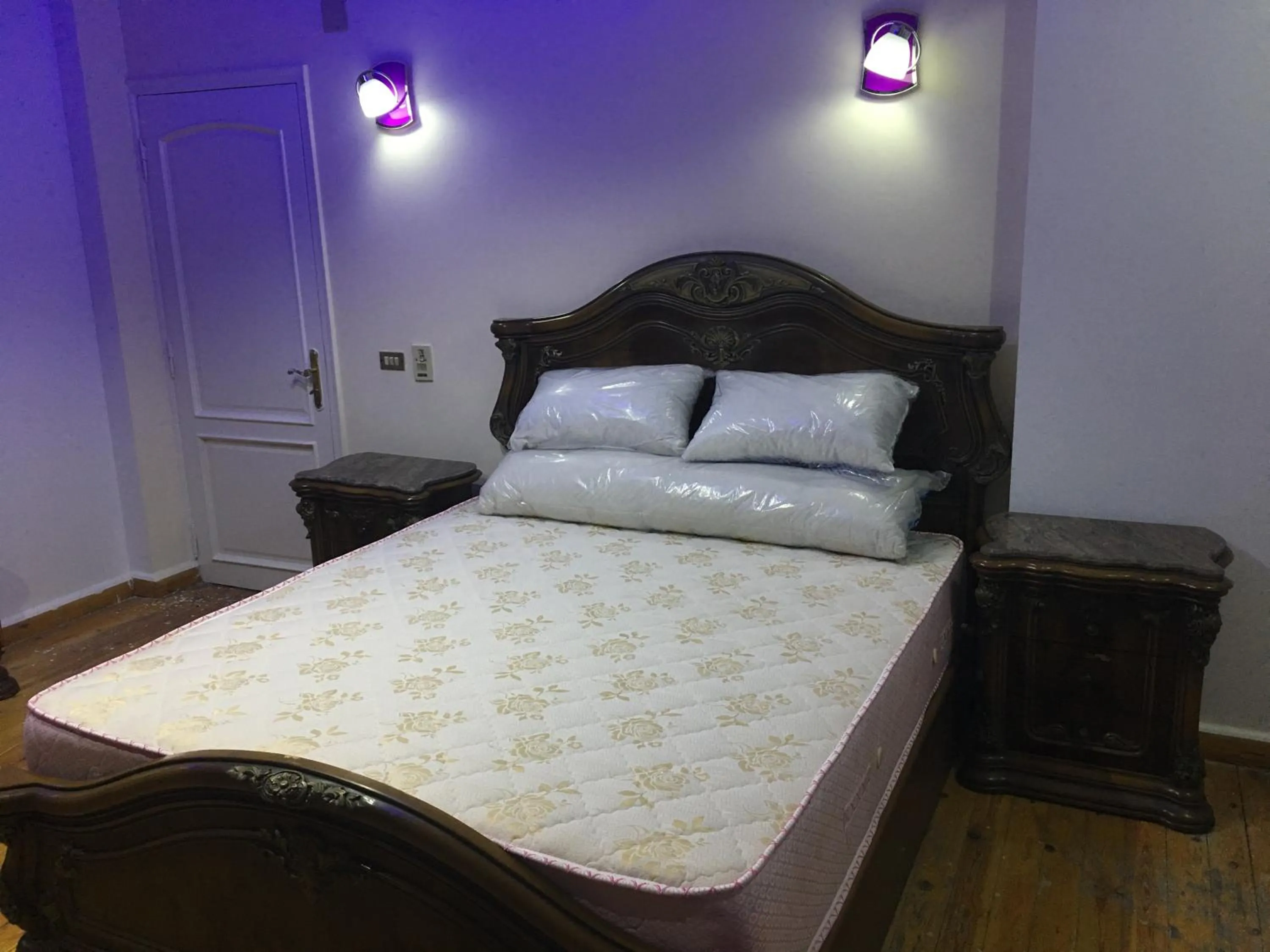 Property building, Bed in Al Marwa Apartment in Dokki - Families Only