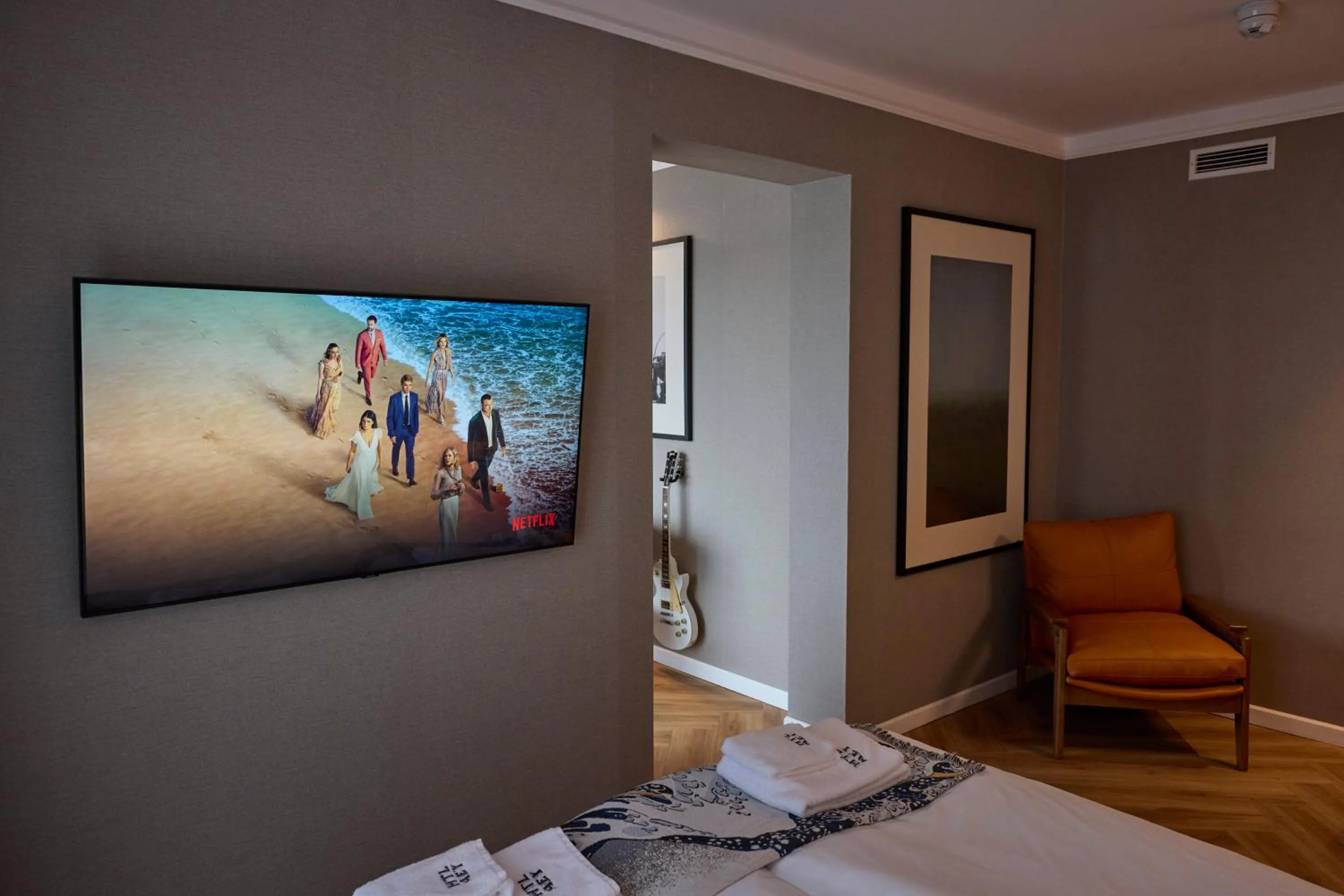 TV and multimedia, Bed in Hotel Akureyri