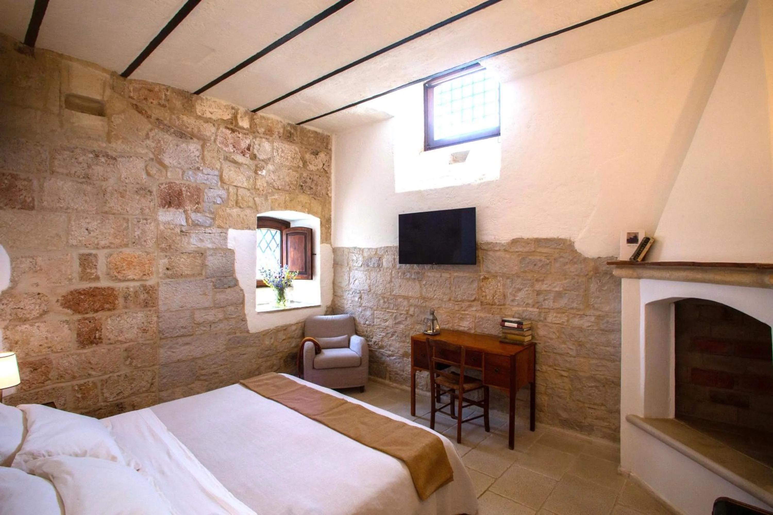 TV and multimedia, Bed in Lama Di Luna Biomasseria