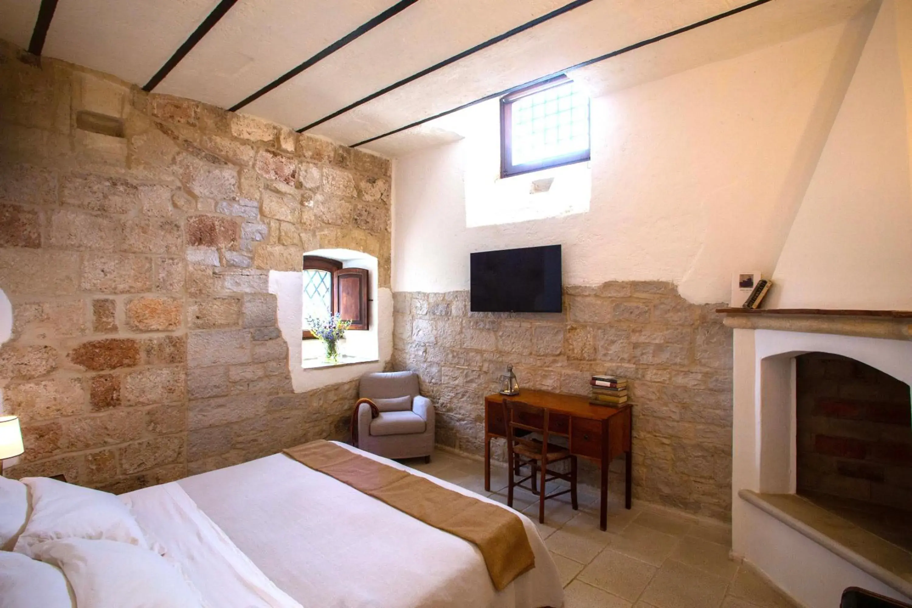 Two-Bedroom Suite with Sauna in Lama Di Luna Biomasseria Two-Bedroom Suite with Sauna in Lama Di Luna Biomasseria