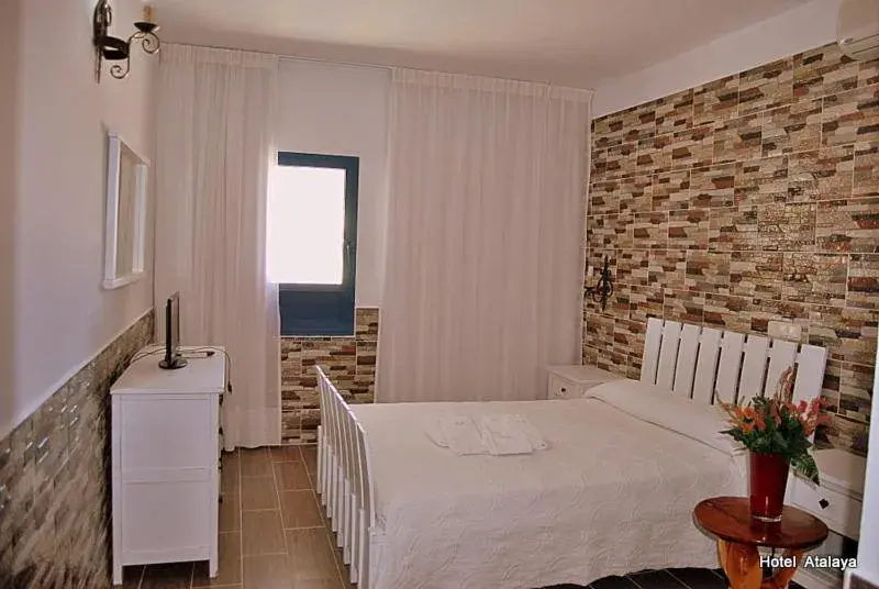 Superior Double or Twin Room in Hotel Atalaya Superior Double or Twin Room in Hotel Atalaya